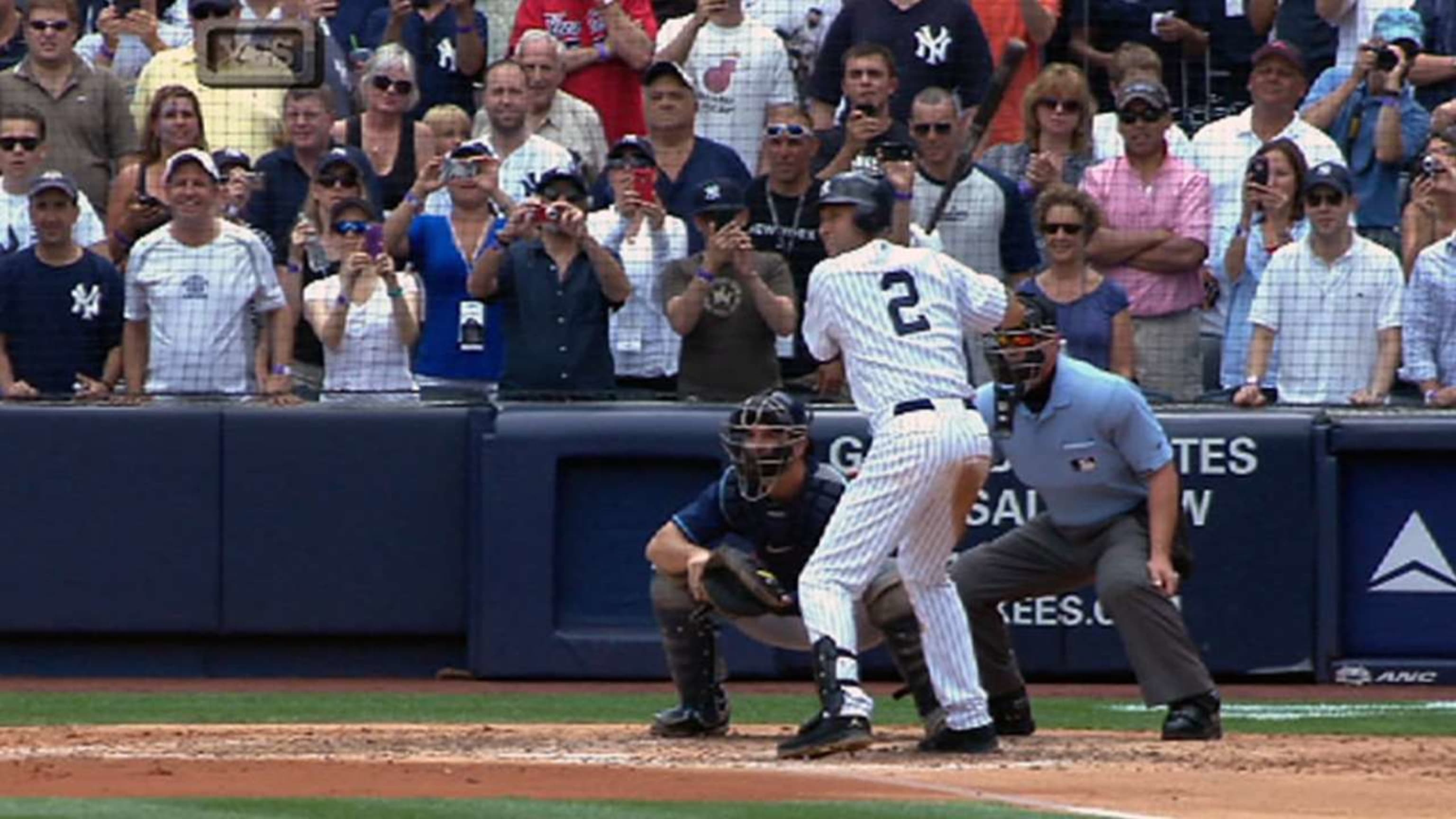 Derek Jeter's No. 2 to be retired on May 14, last Yankees' single digit –  The Denver Post