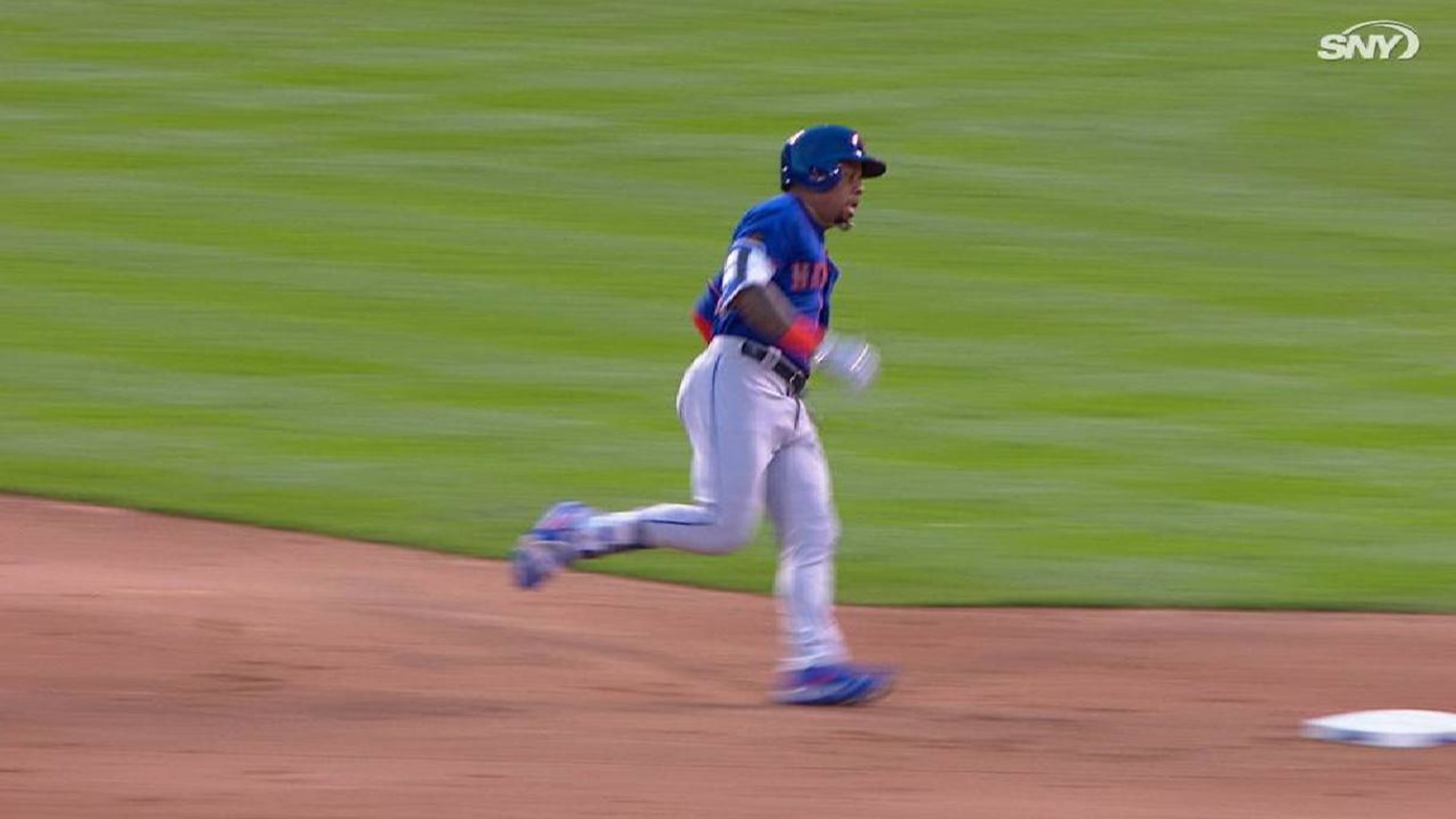 Smith's 1st MLB triple