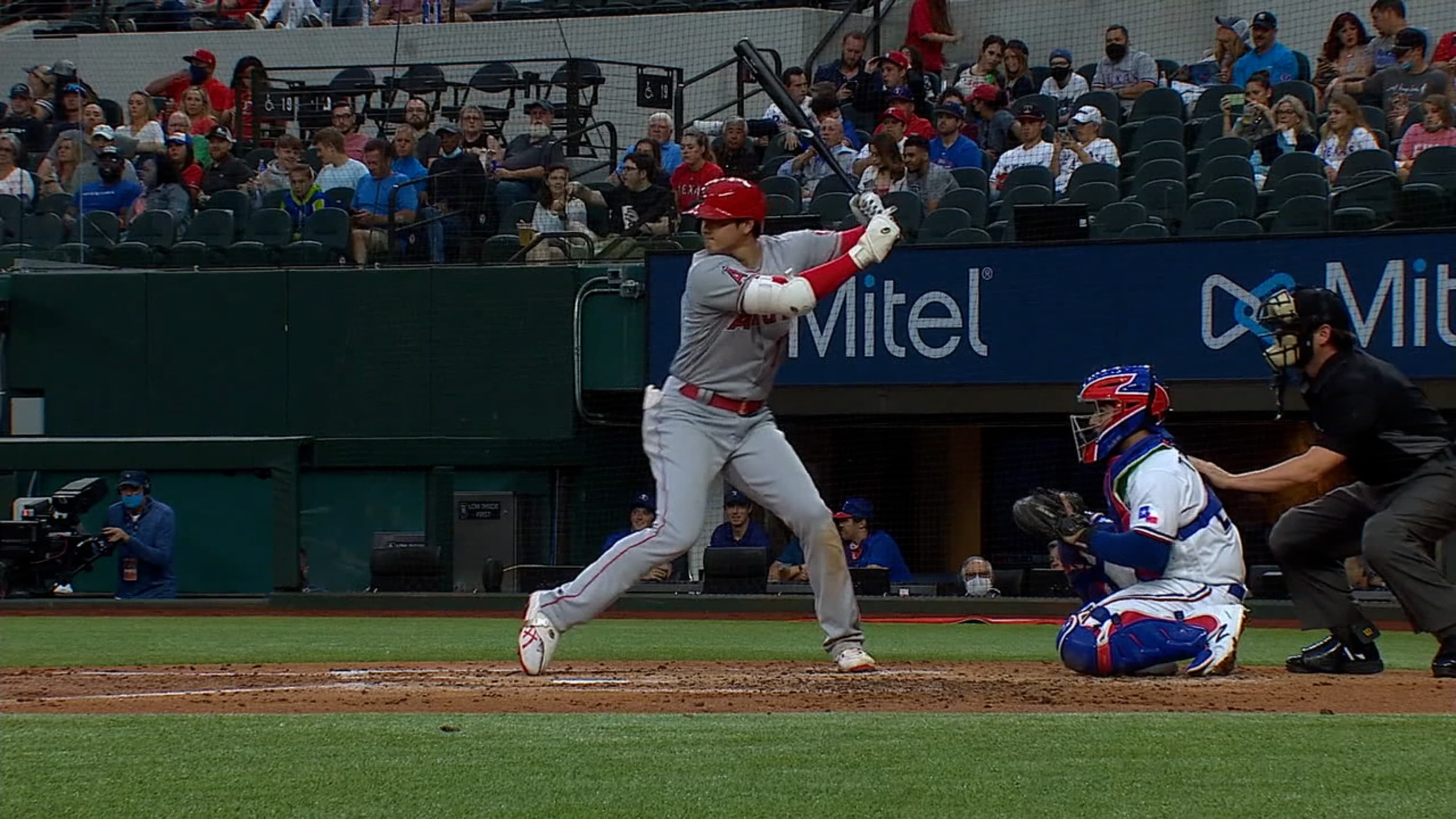 Angels' Shohei Ohtani becomes first pitcher since Babe Ruth to start game  while leading MLB in homers