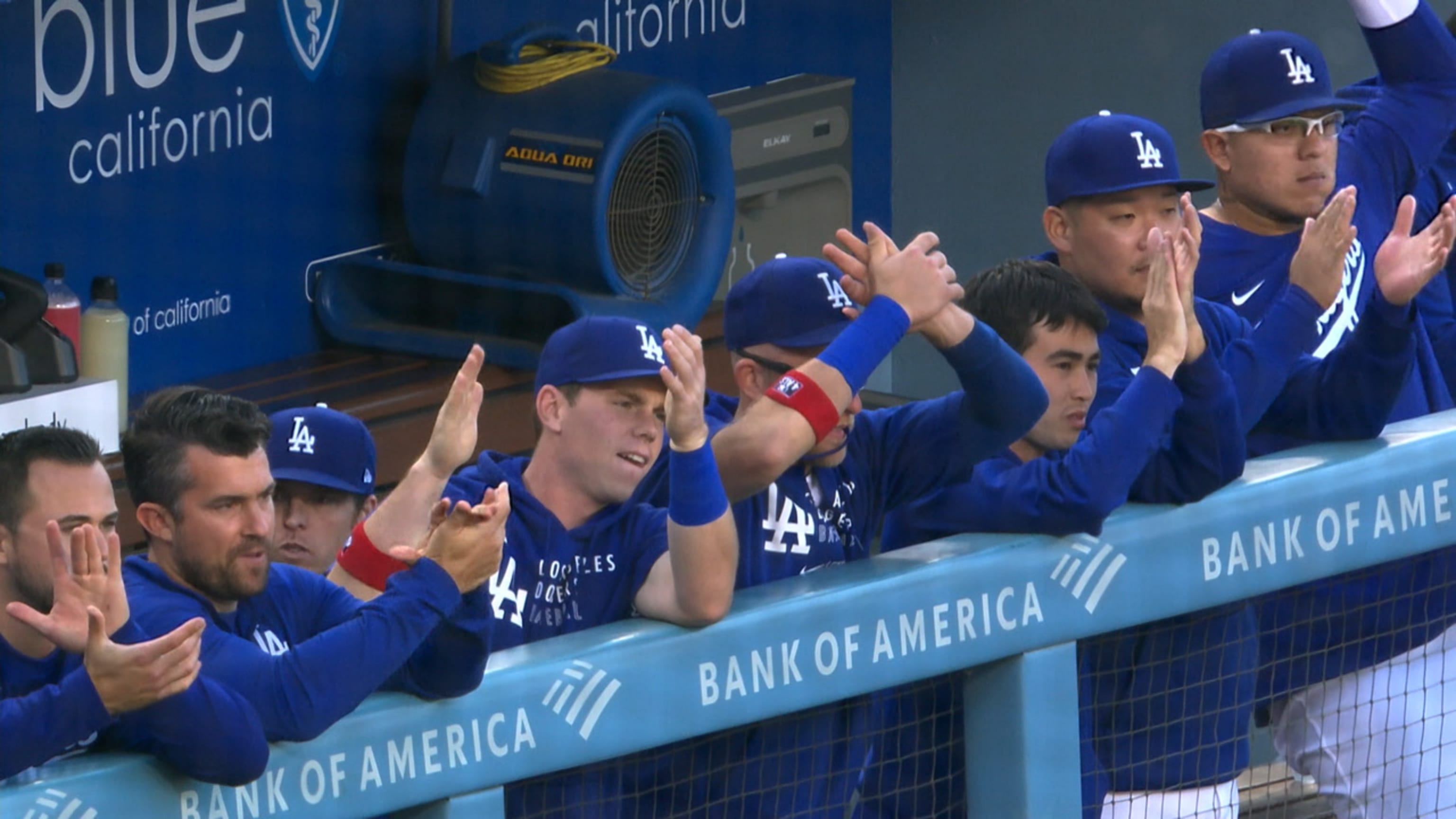 Dodgers producen 11 en la 1era