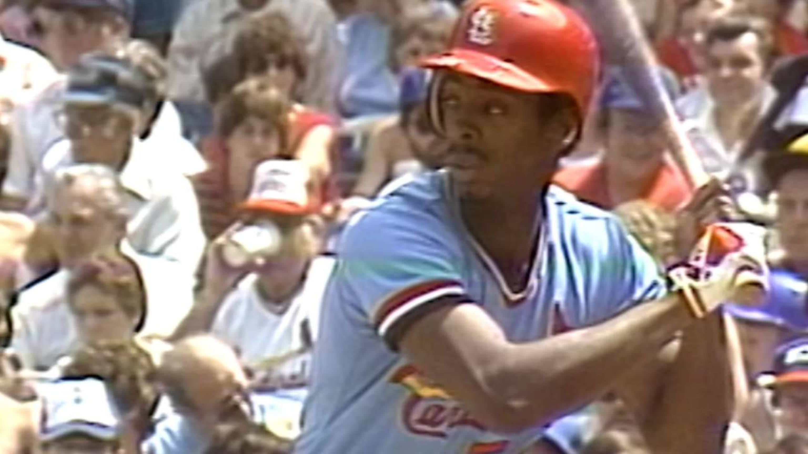 December 15, 1995: Willie McGee returns to St. Louis 