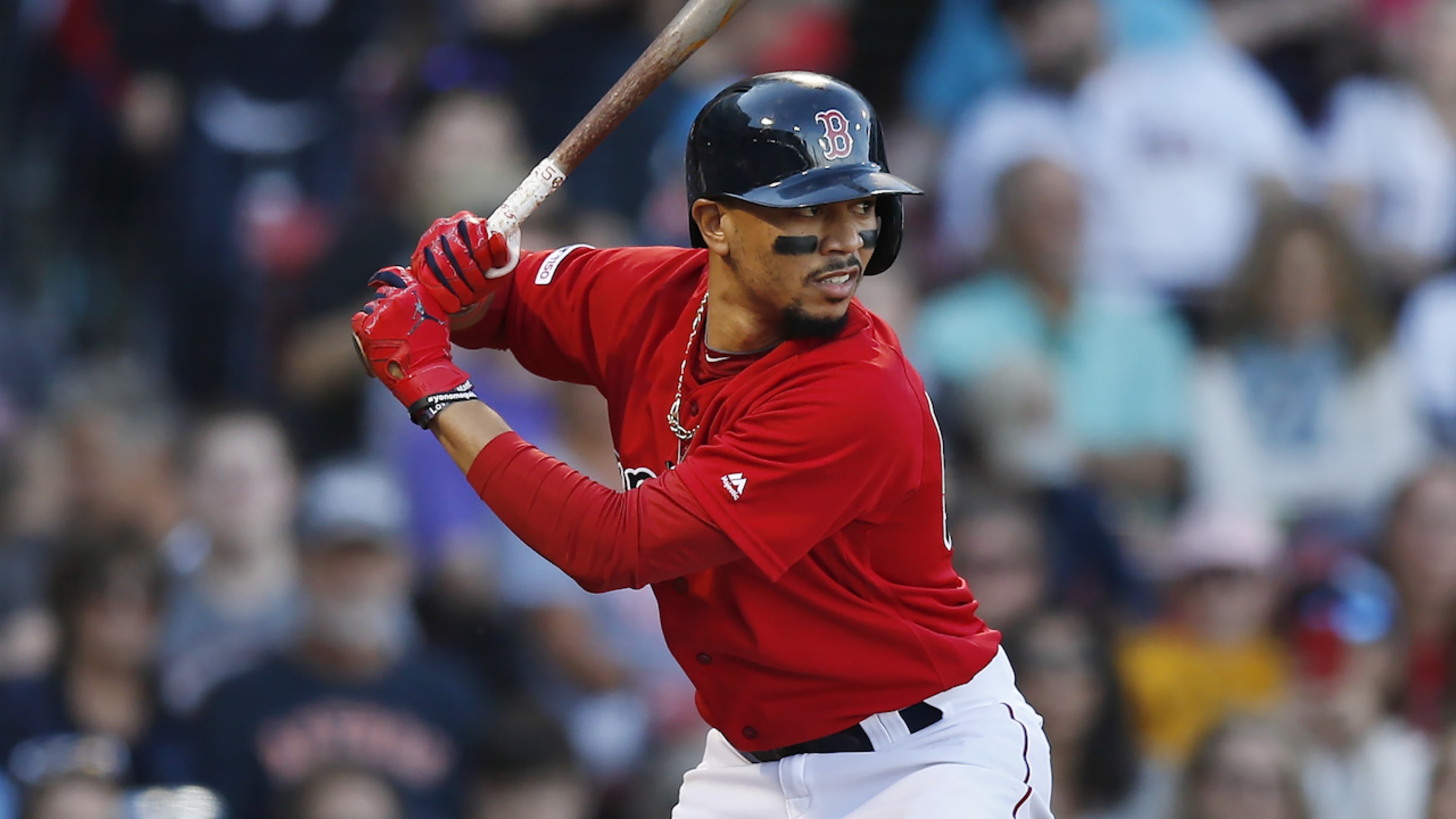 Report: Padres, Red Sox have discussed potential Mookie Betts trade