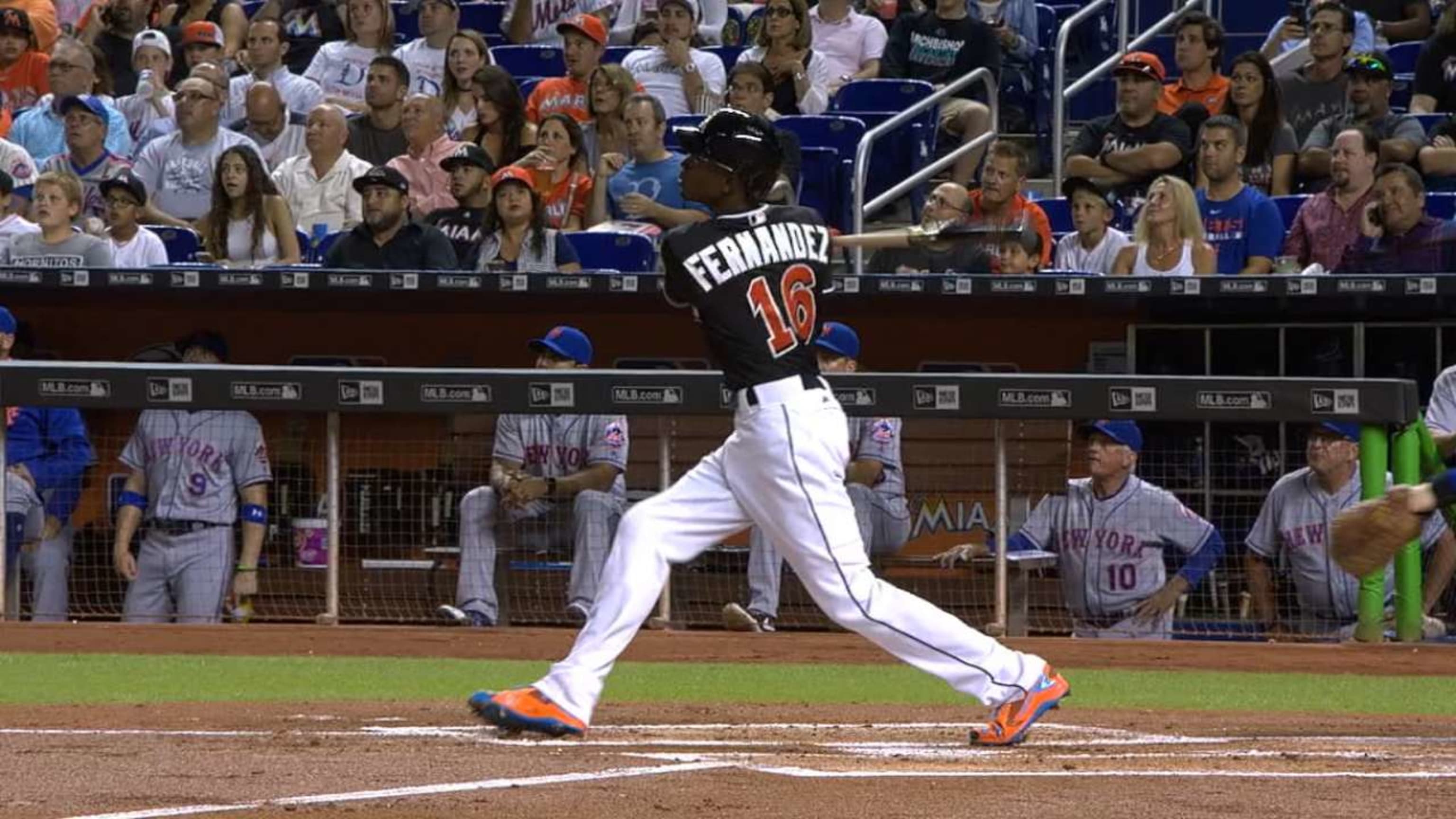 Dee Gordon of Miami Marlins leads off first game since Jose