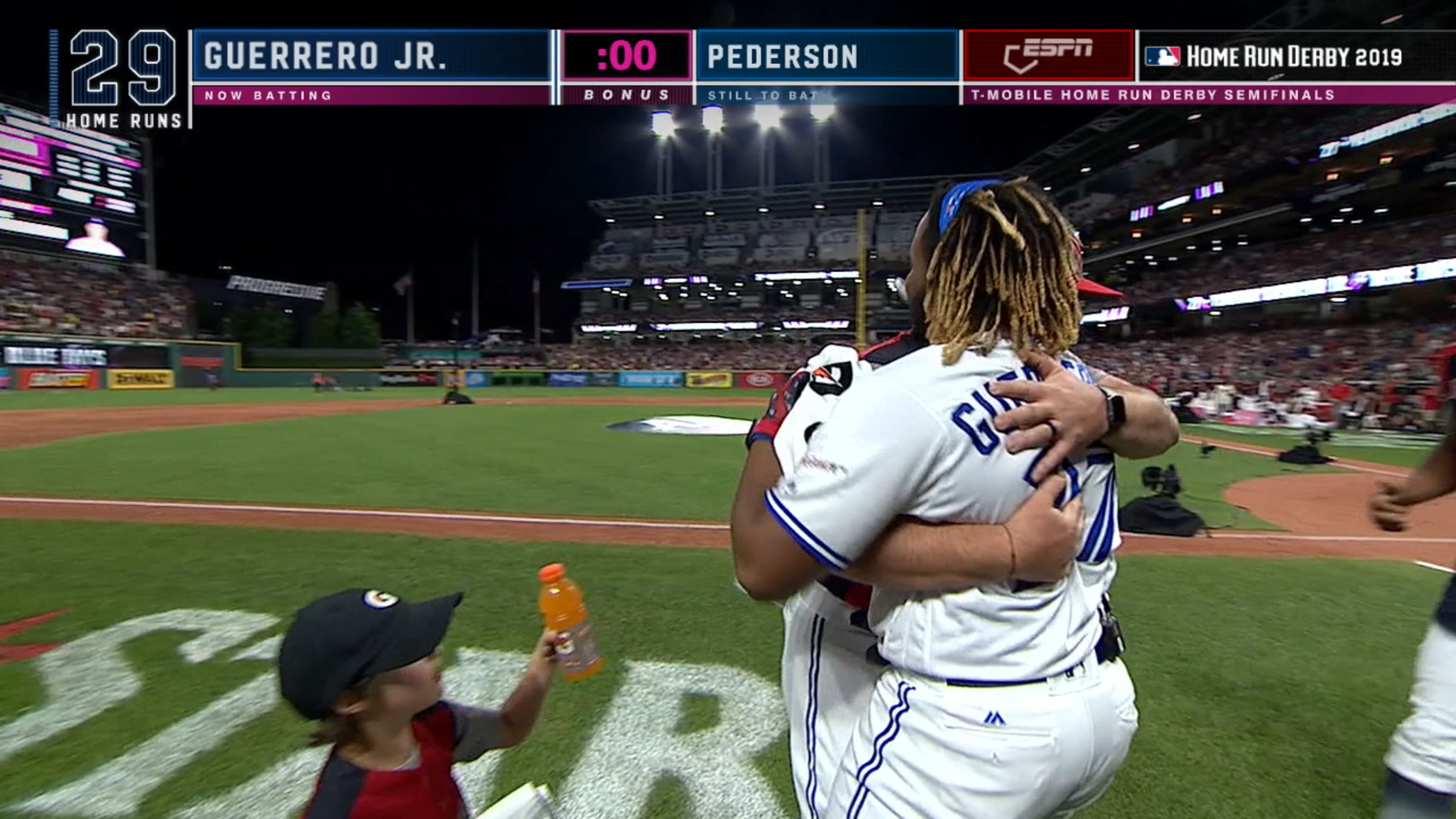 Pete Alonso falls in Home Run Derby; Guerrero Jr. wins it