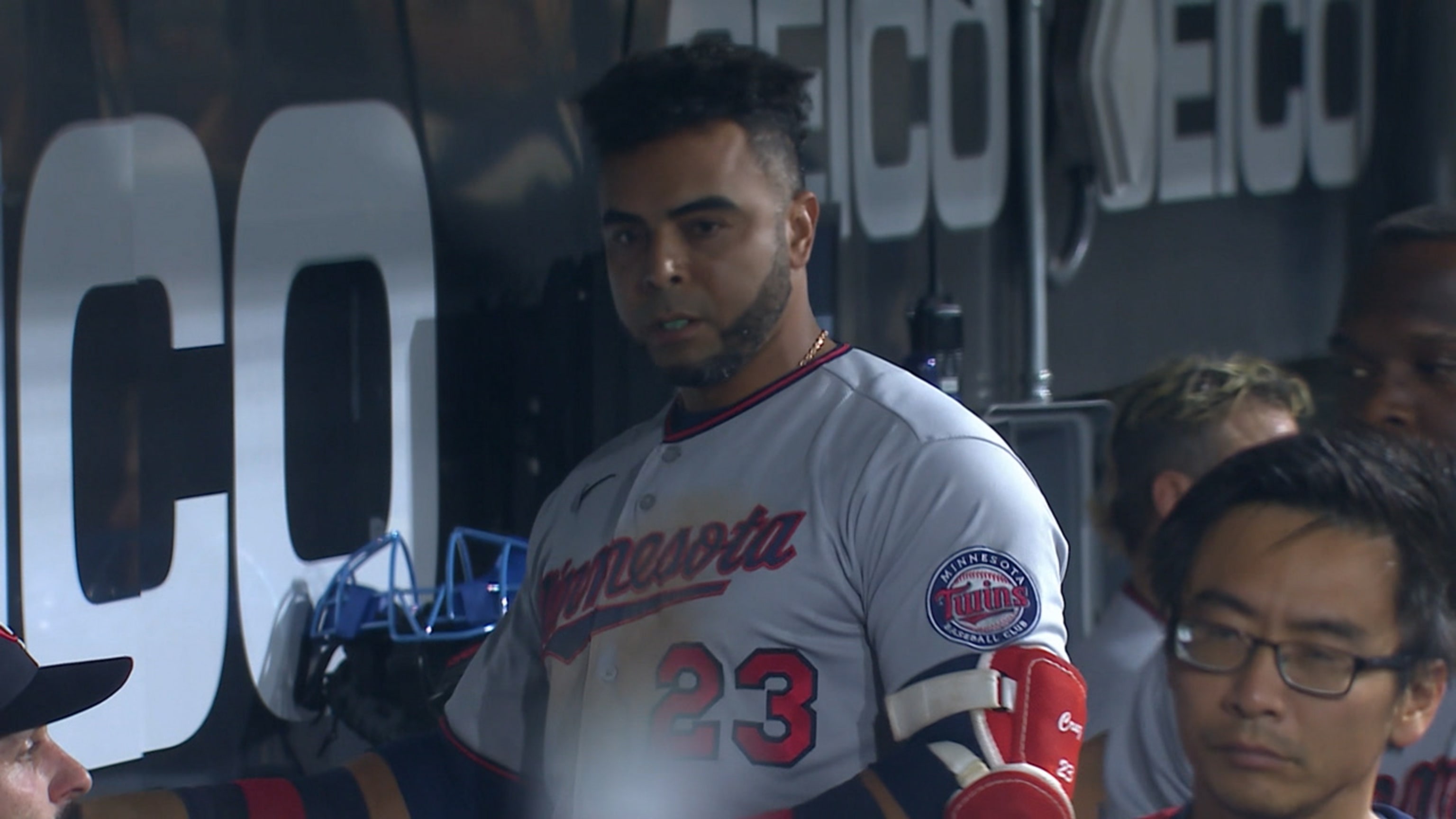 Cruz leads Twins in 1st half