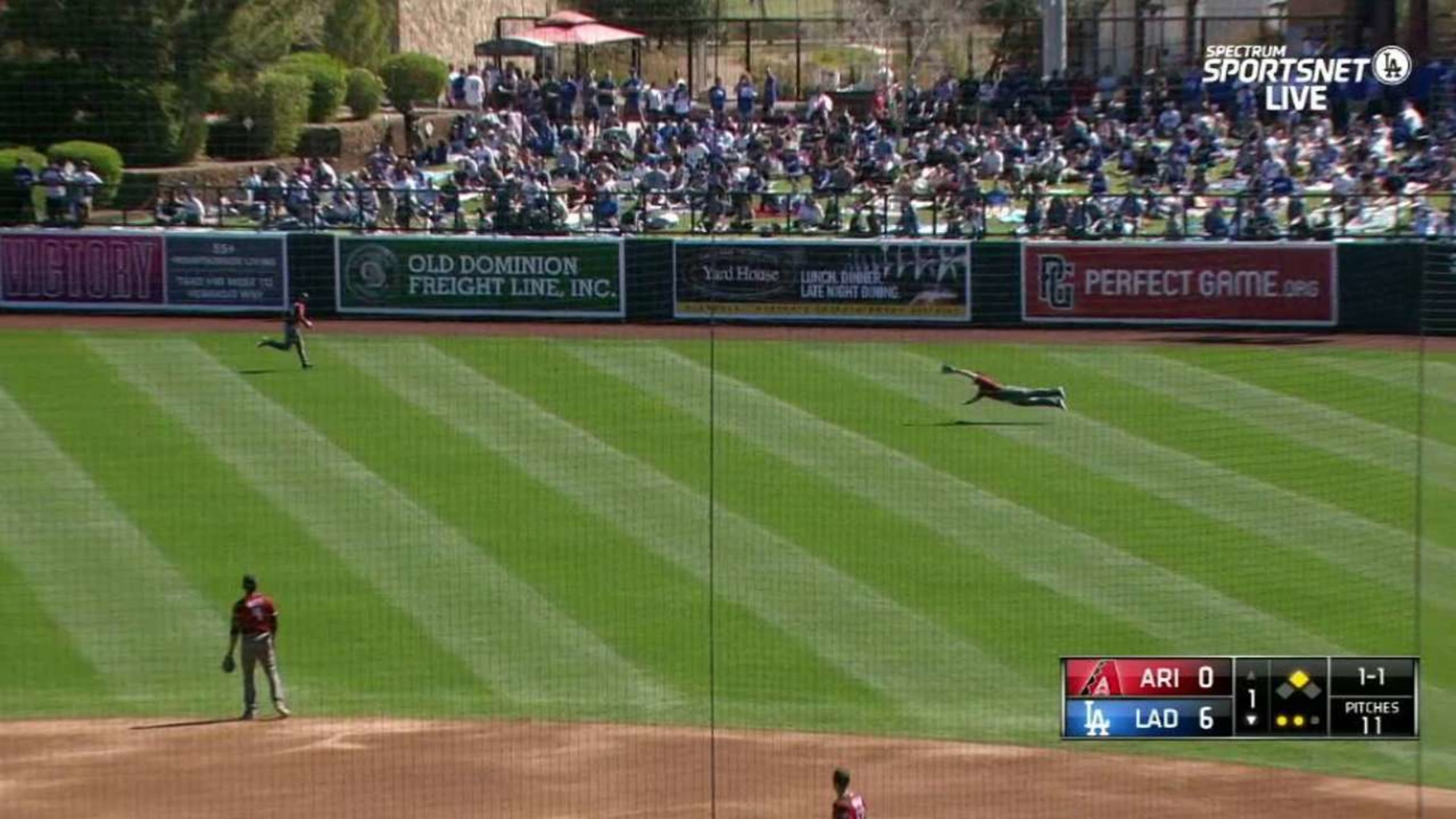 Souza Jr.'s impressive grab