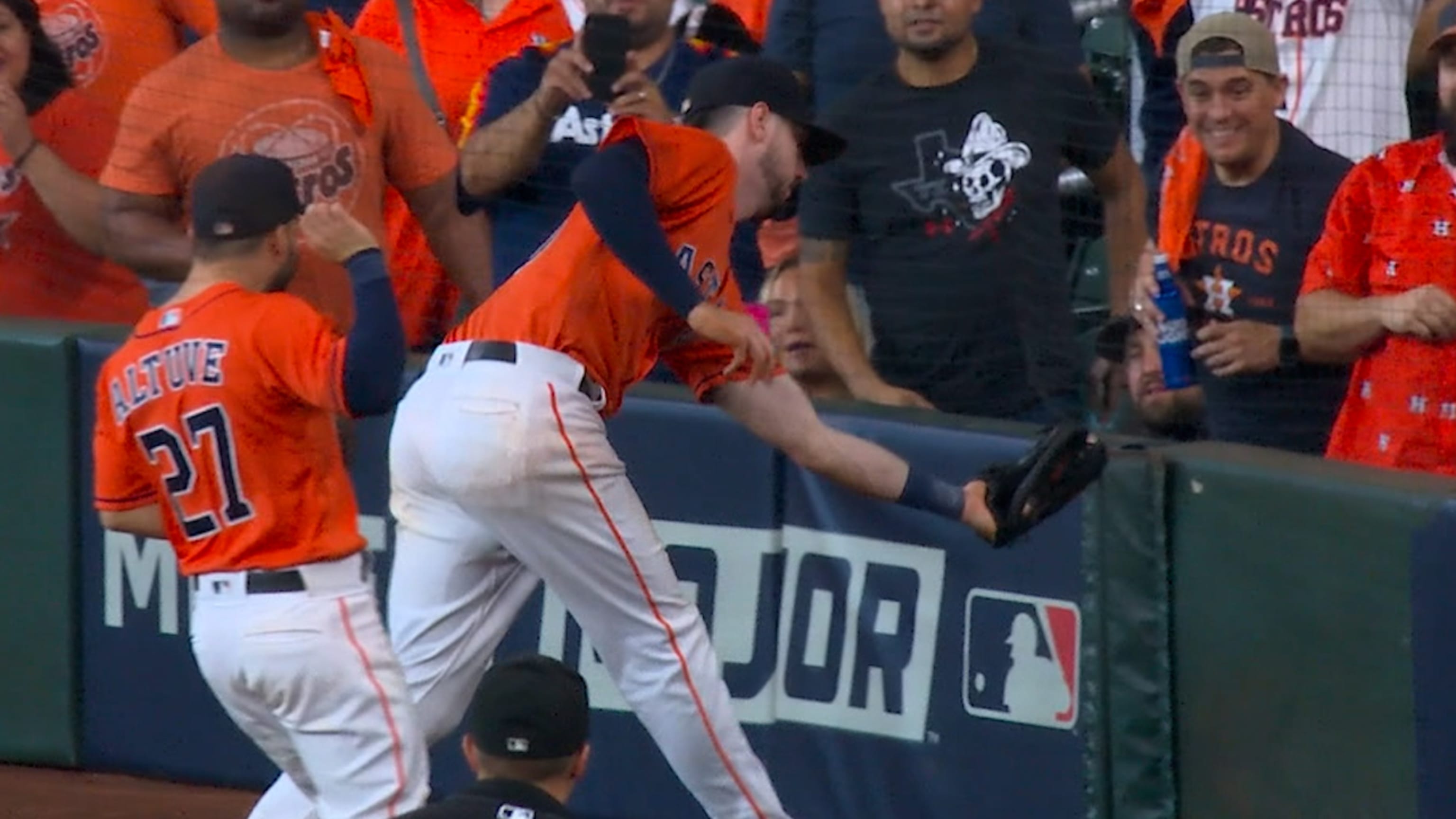 Kendall Graveman cierra la puerta