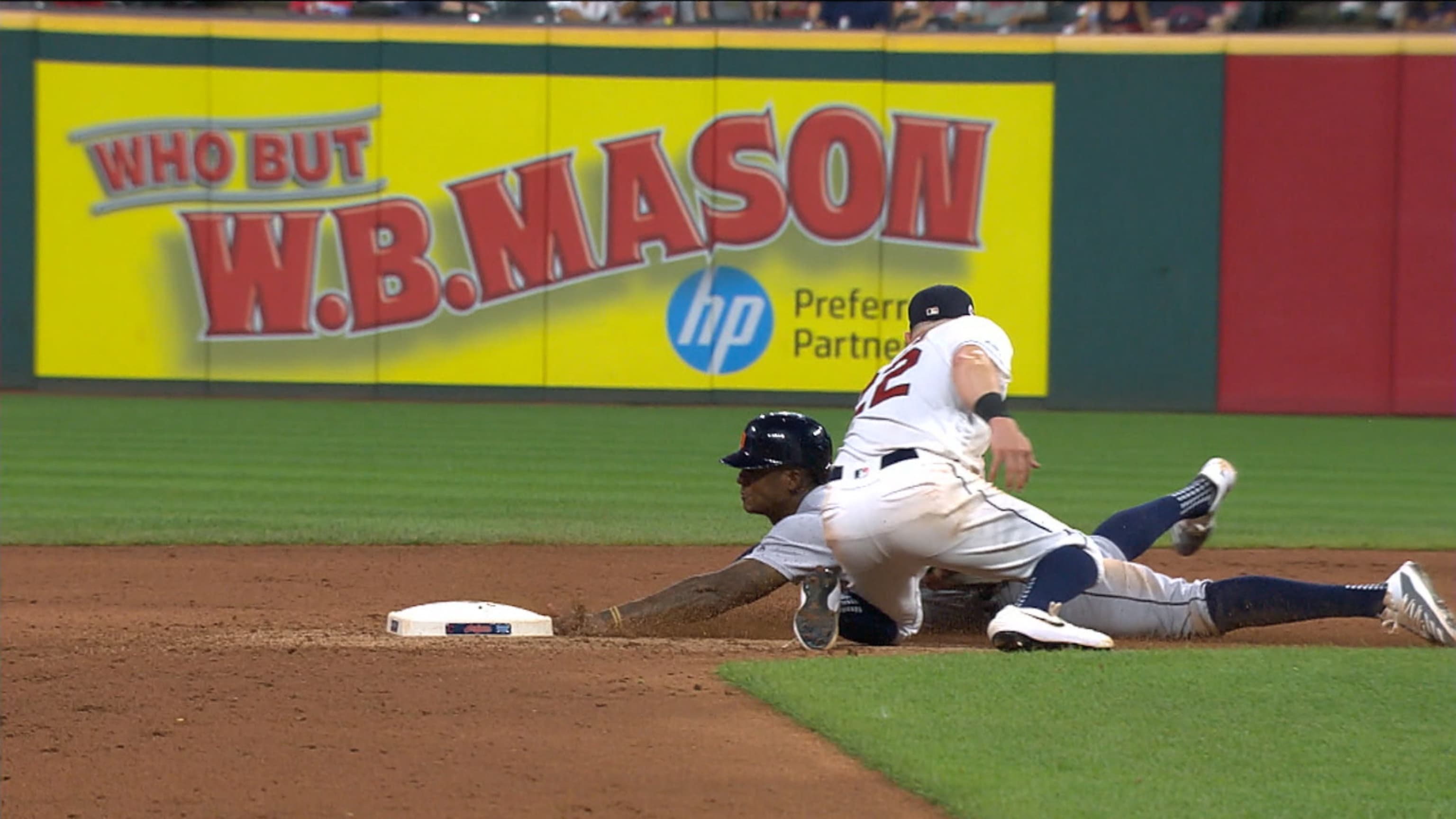 Goodrum llega a salvo a 2da