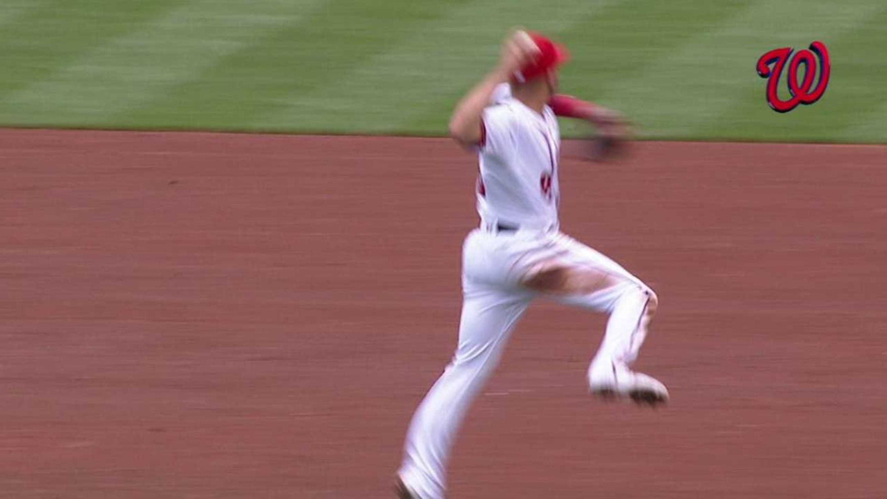 Espinosa's amazing jump-throw
