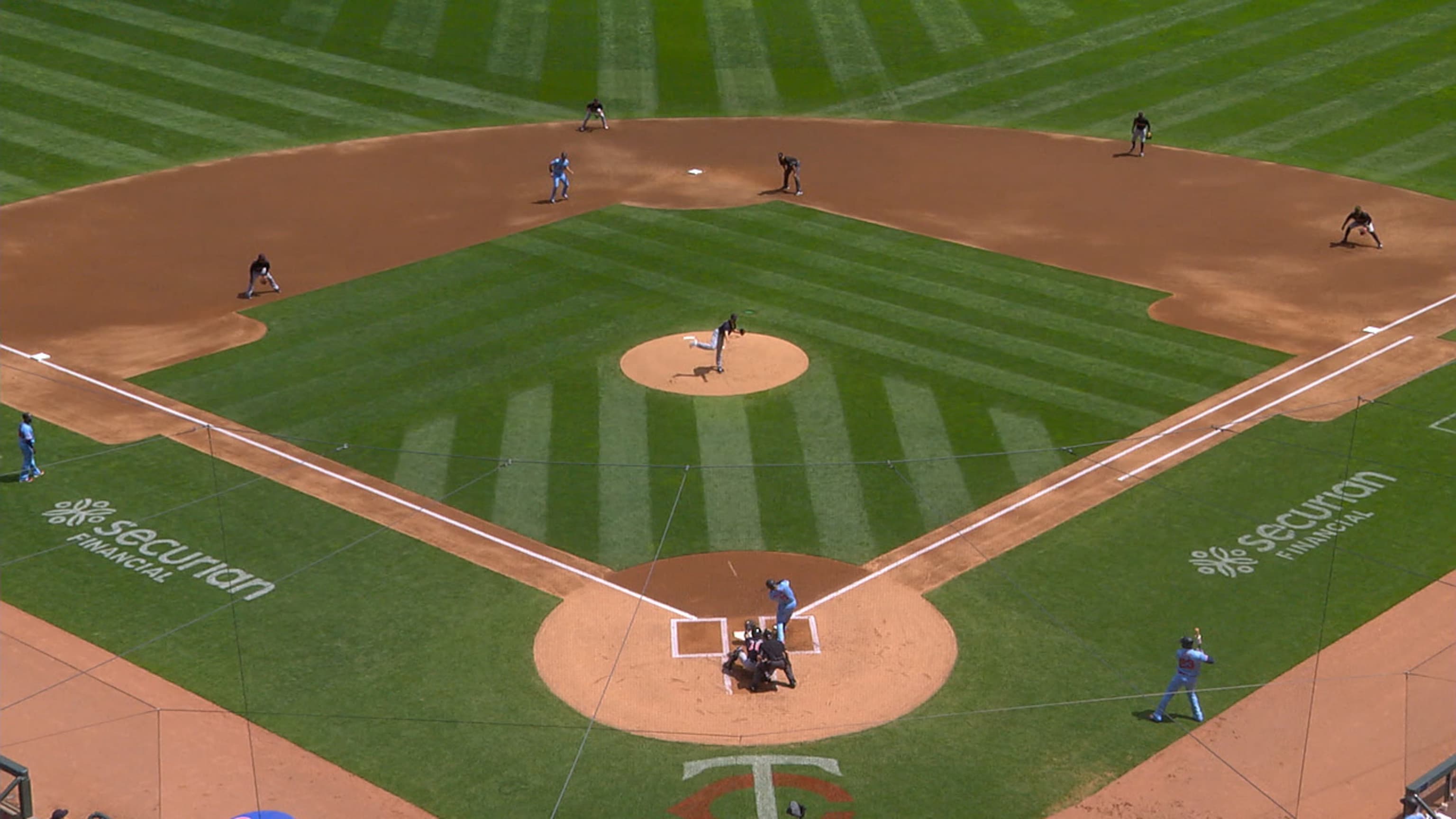 Polanco impulsa con sencillo