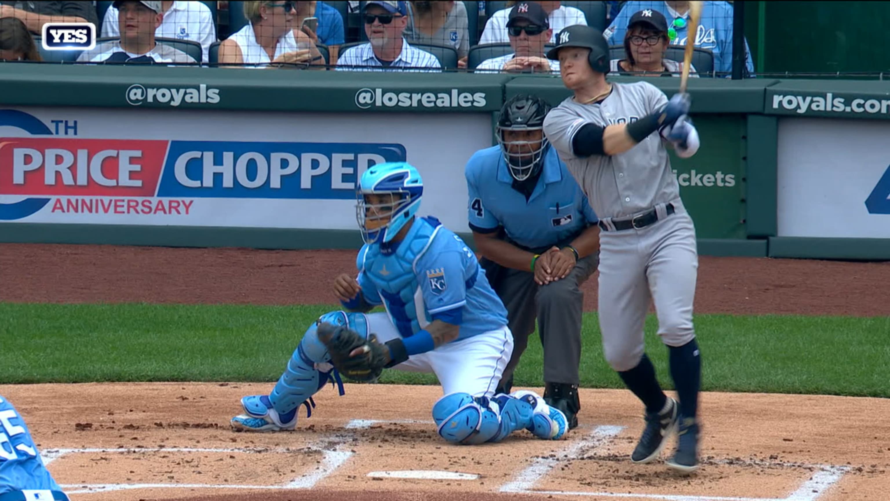Frazier's 2-run double in the 1st
