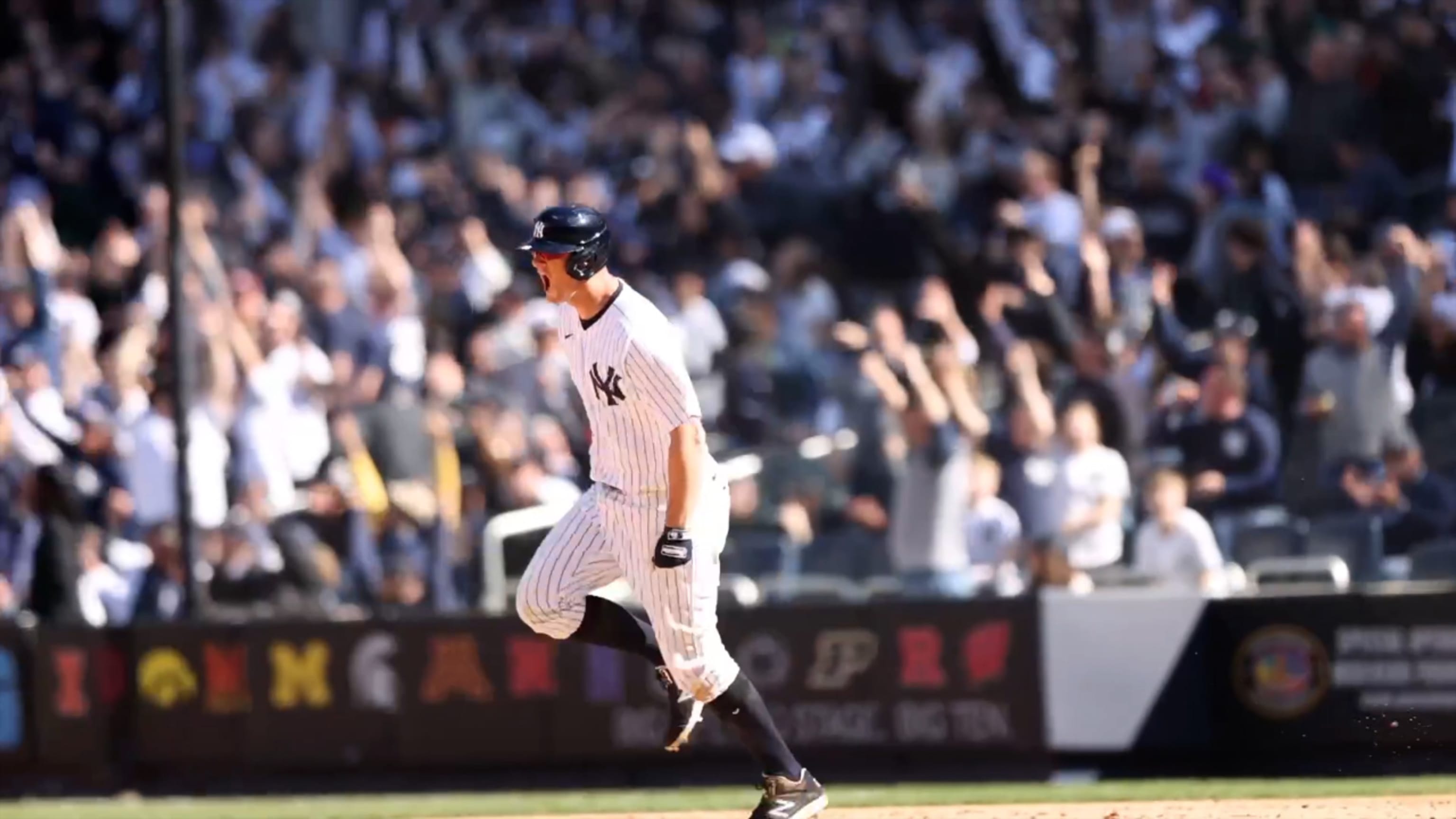 Josh Donaldson's walk-off single, 04/08/2022