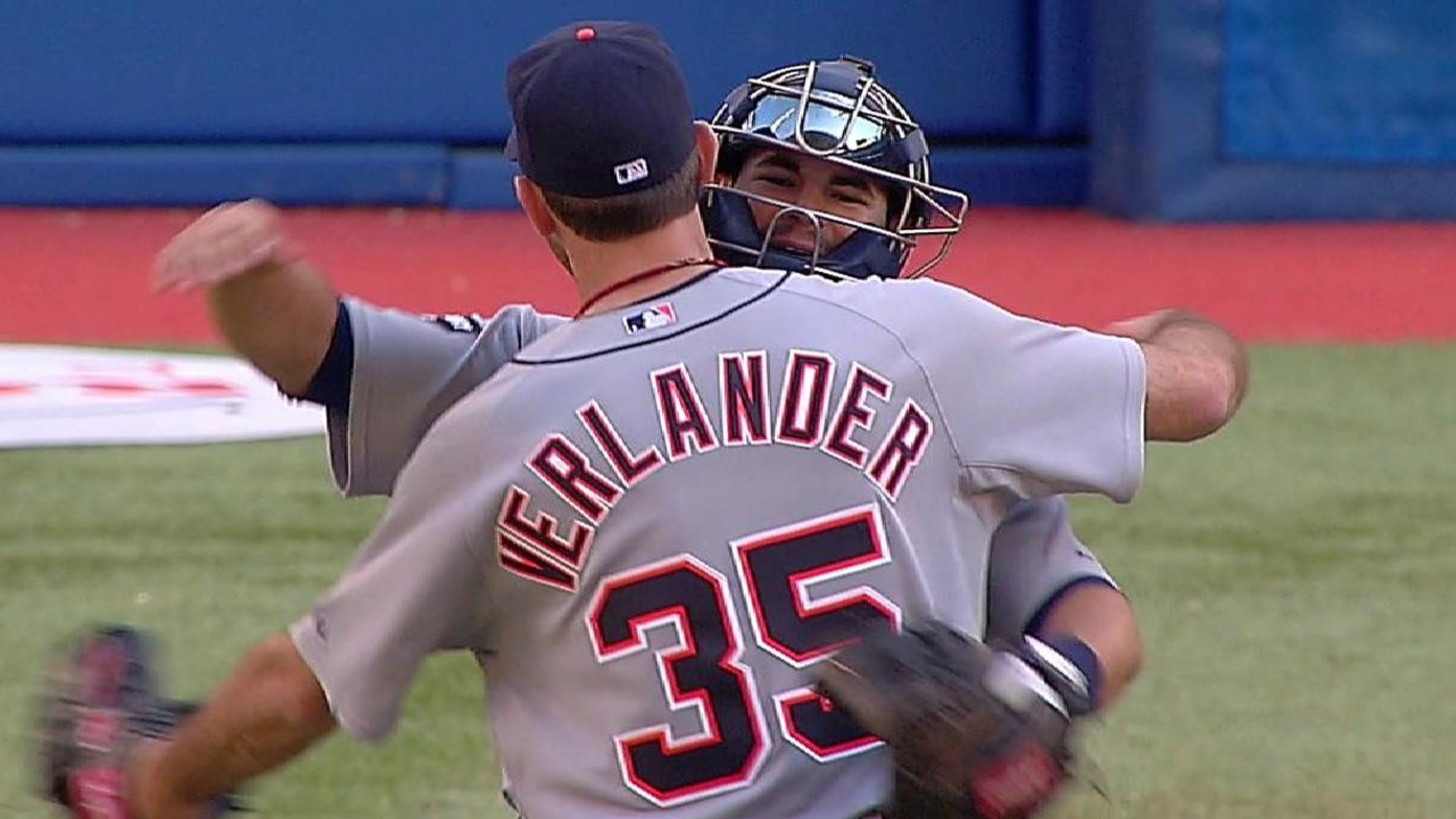 Verlander completes no-no