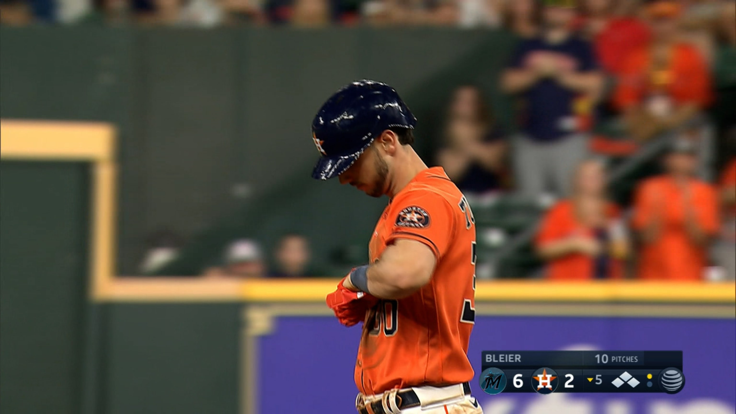 Astros' Alex Bregman delivers honest take on Jose Altuve's slow start to  2022 MLB postseason