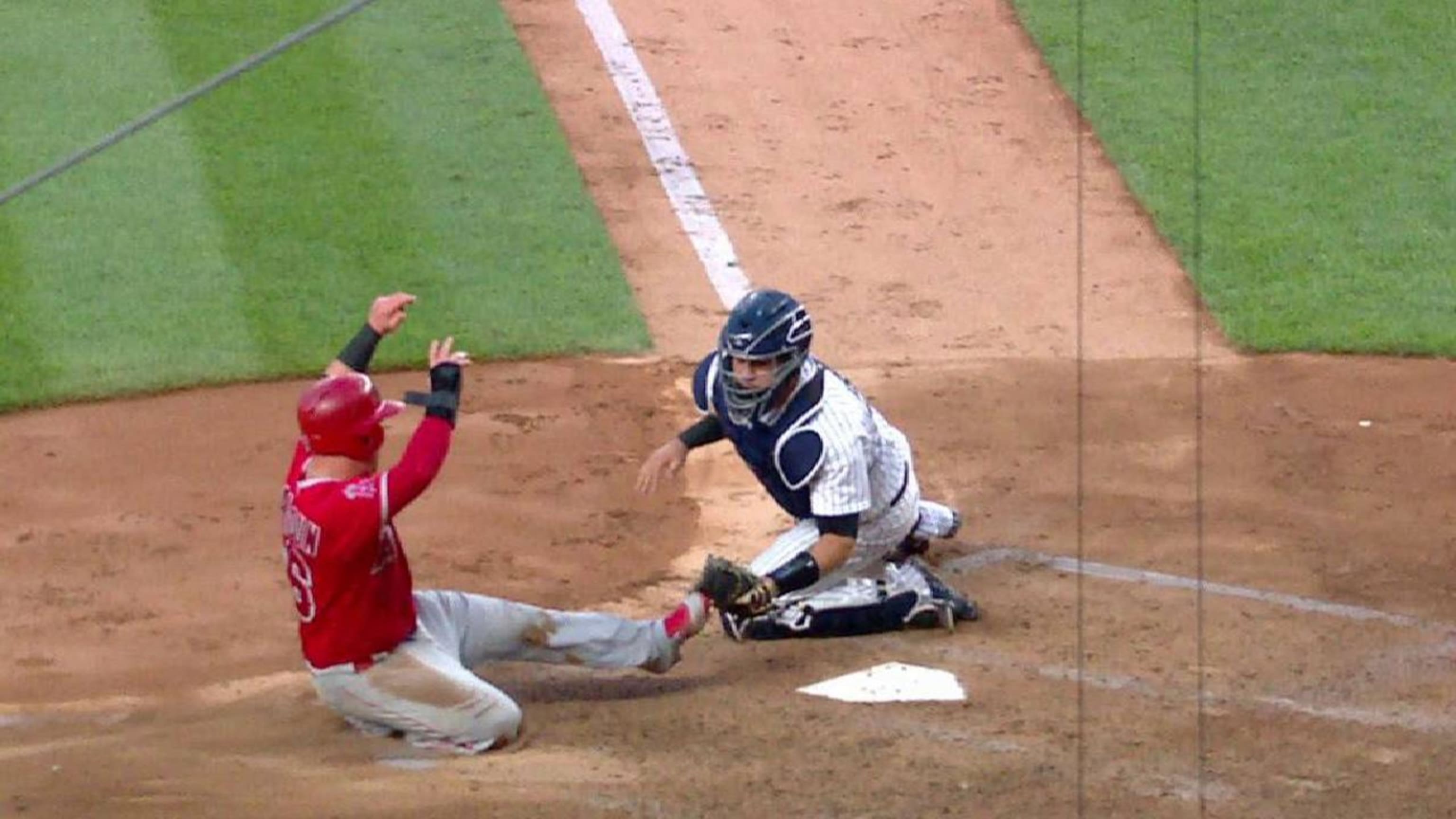 RESPECT! Kole Calhoun gives kid the rock after awesome catch! 