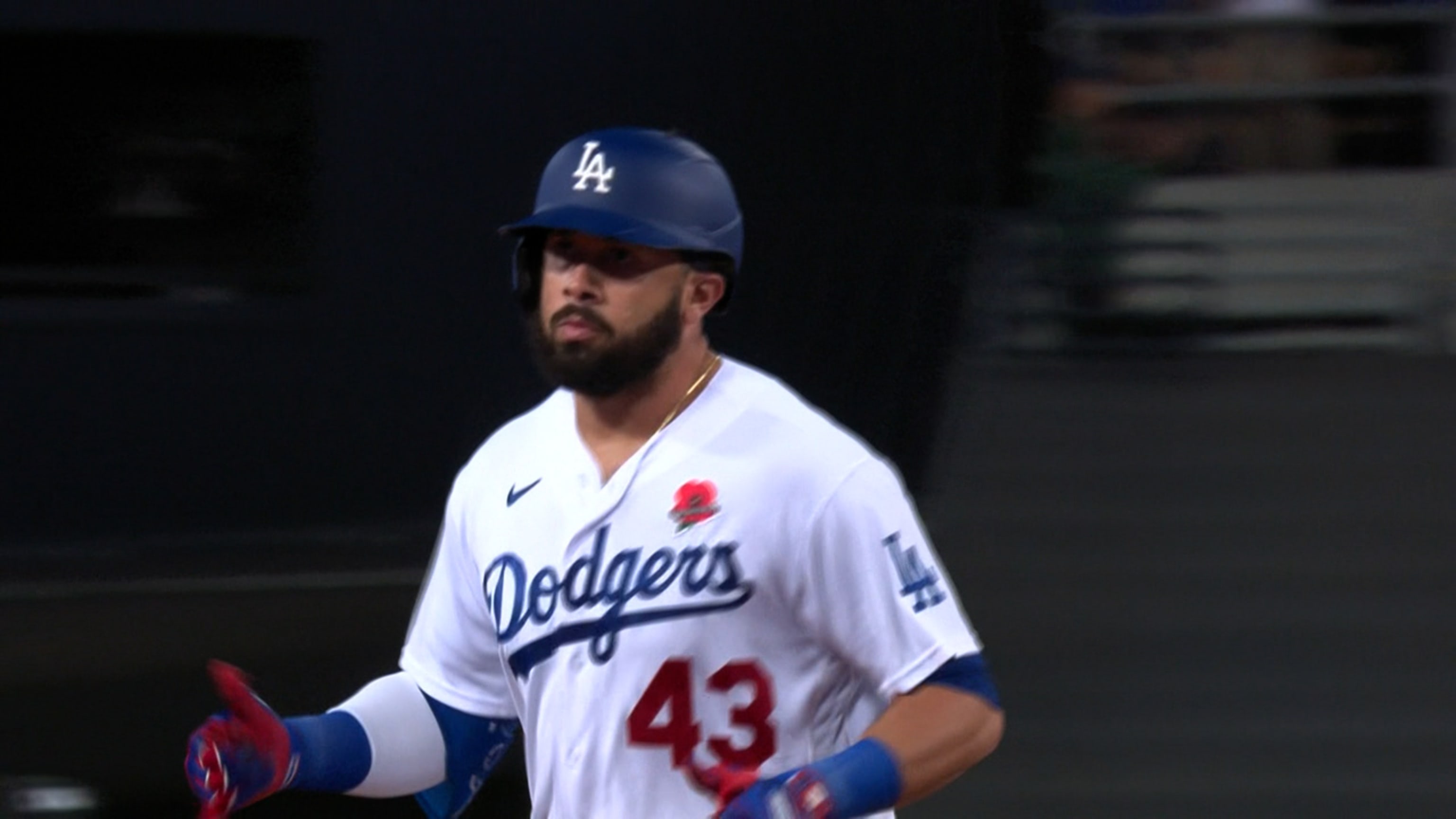 Edwin Ríos desaparece la pelota
