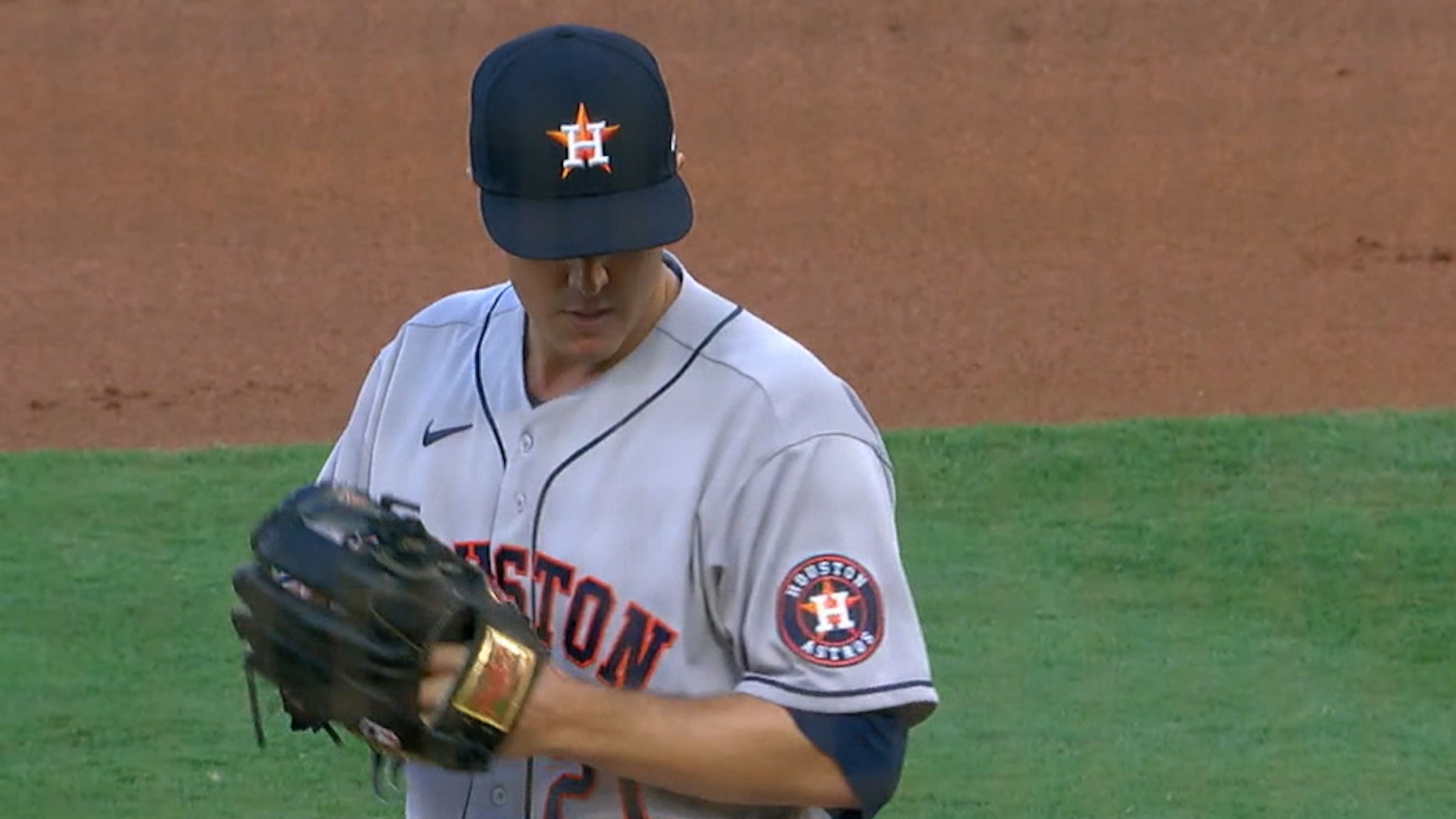 Greinke lanza 7.0 innings en blanco