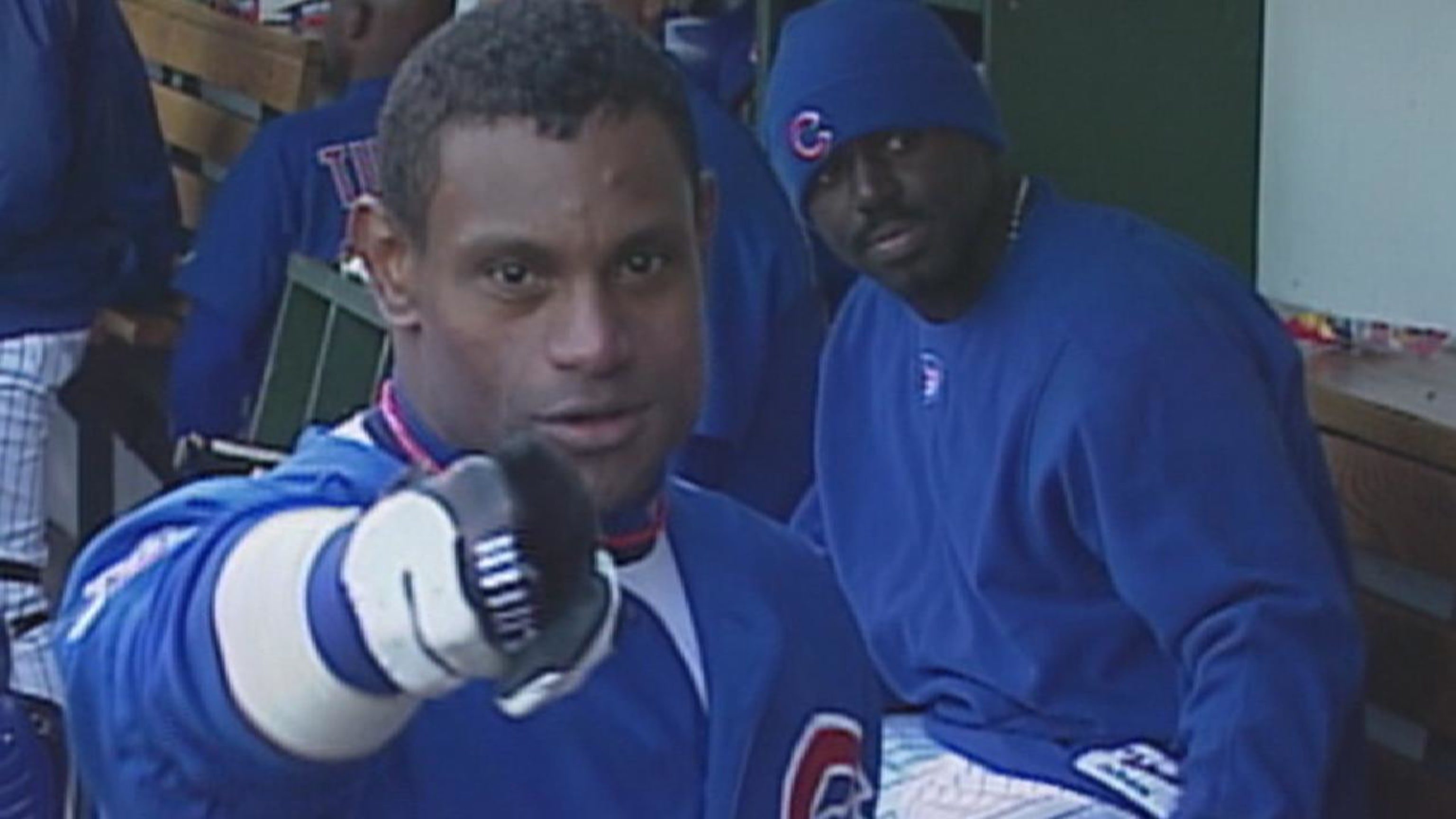 Sosa's 64th homer of 2001