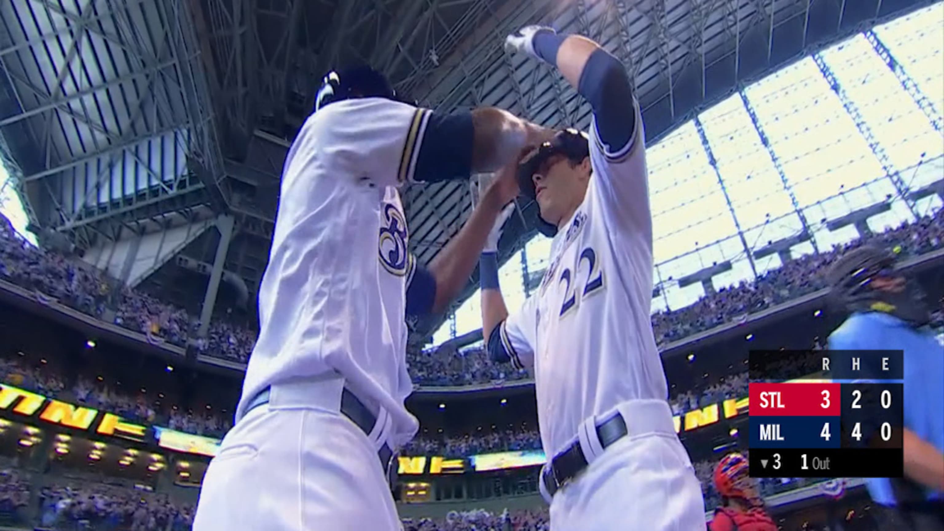 Lorenzo Cain throws out first pitch to Salvy with help from his
