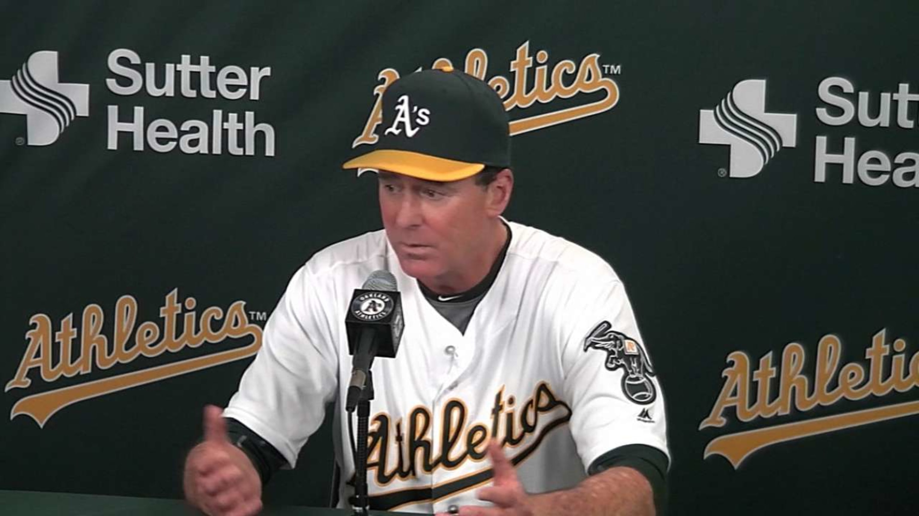 Oakland A's Khris Davis hits homer after Make a Wish patient signs