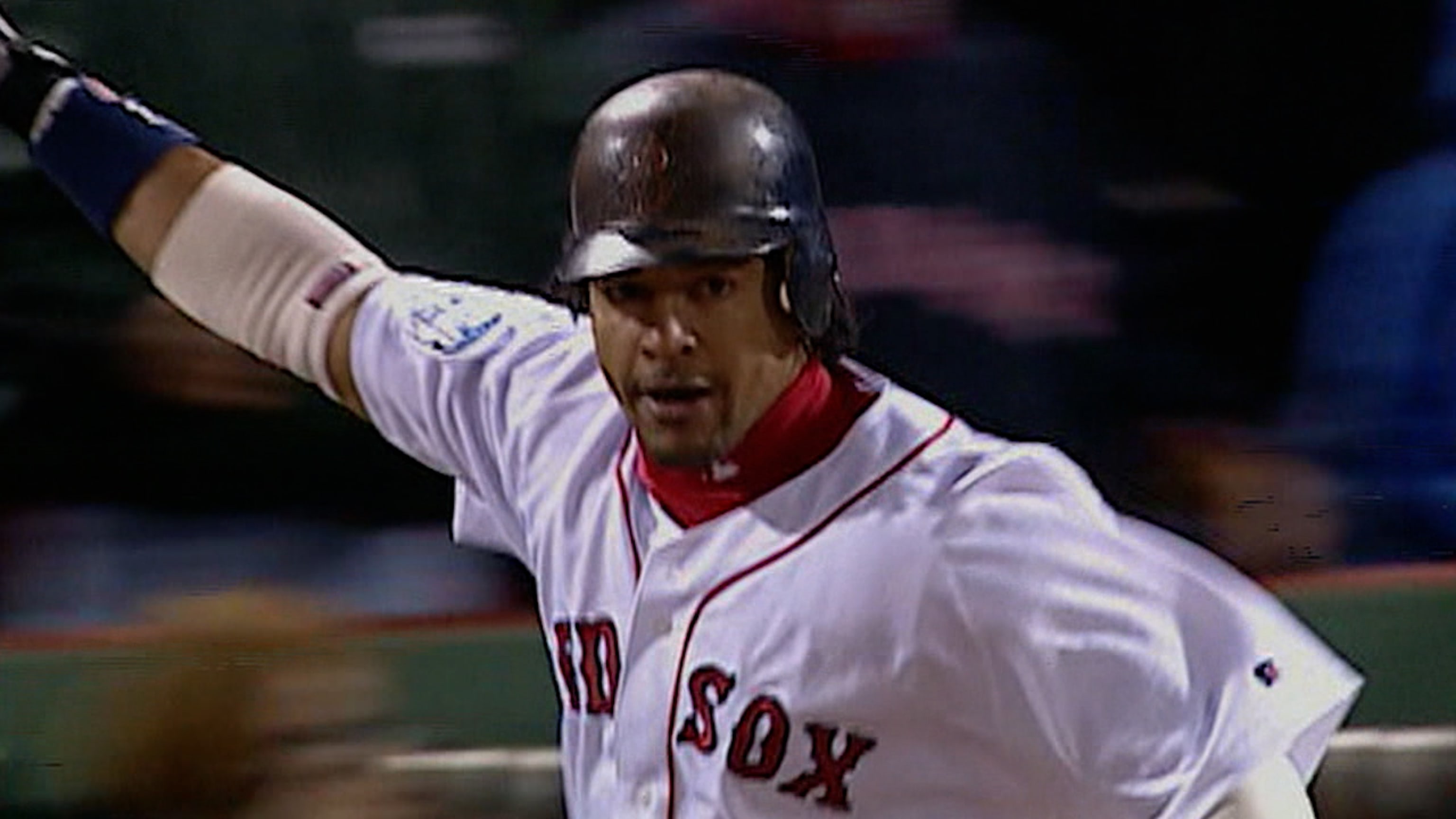 Manny Ramirez throws out first pitch at Fenway Park