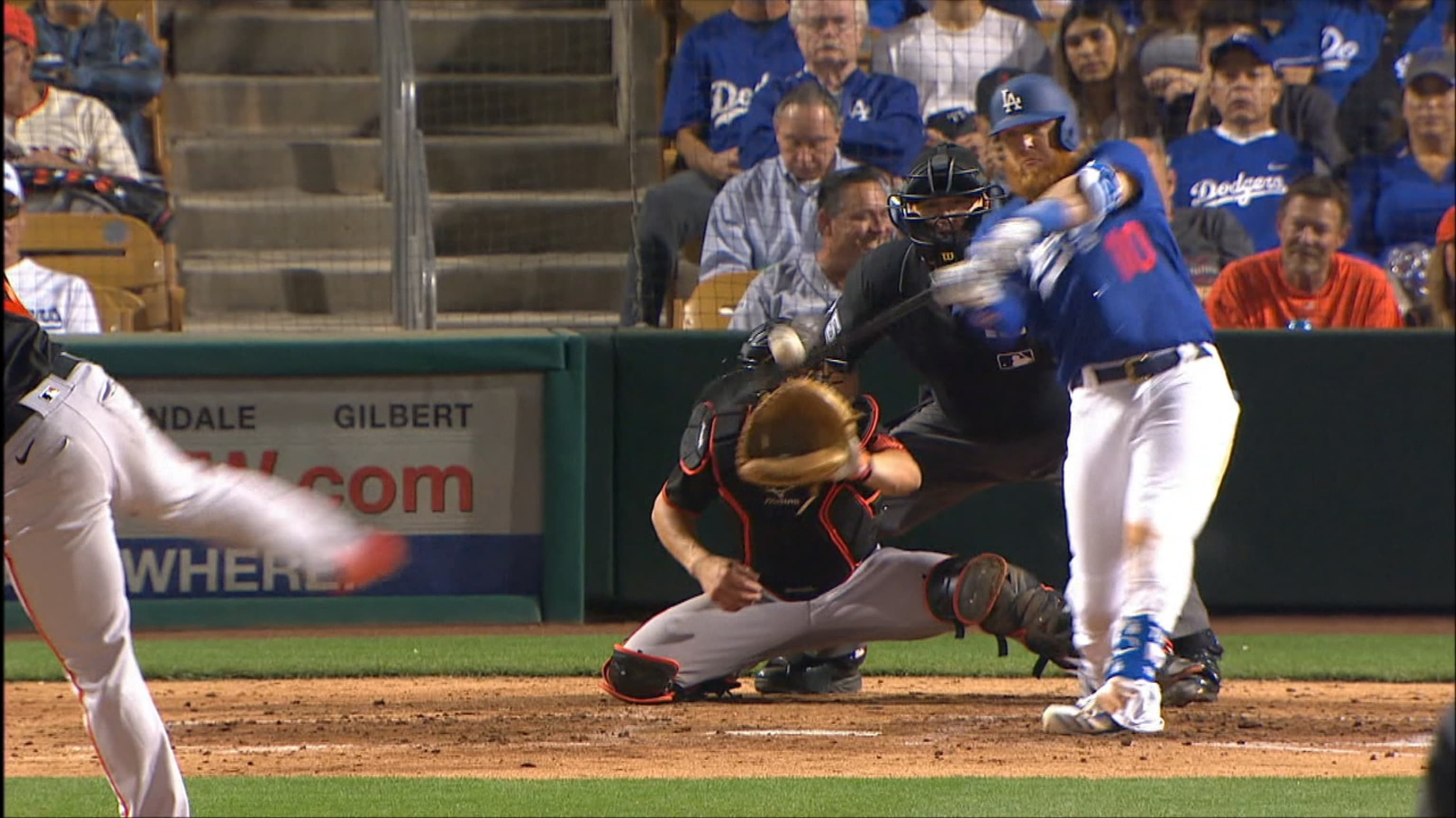 Justin Turner Leaves Game After Scary HBP