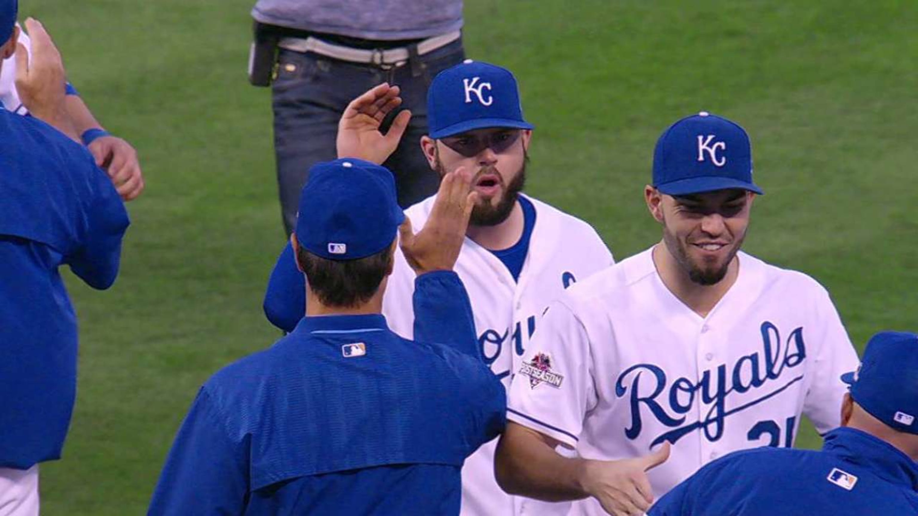 kansas-city-royals-sign-former-toronto-blue-jay-ryan-goins