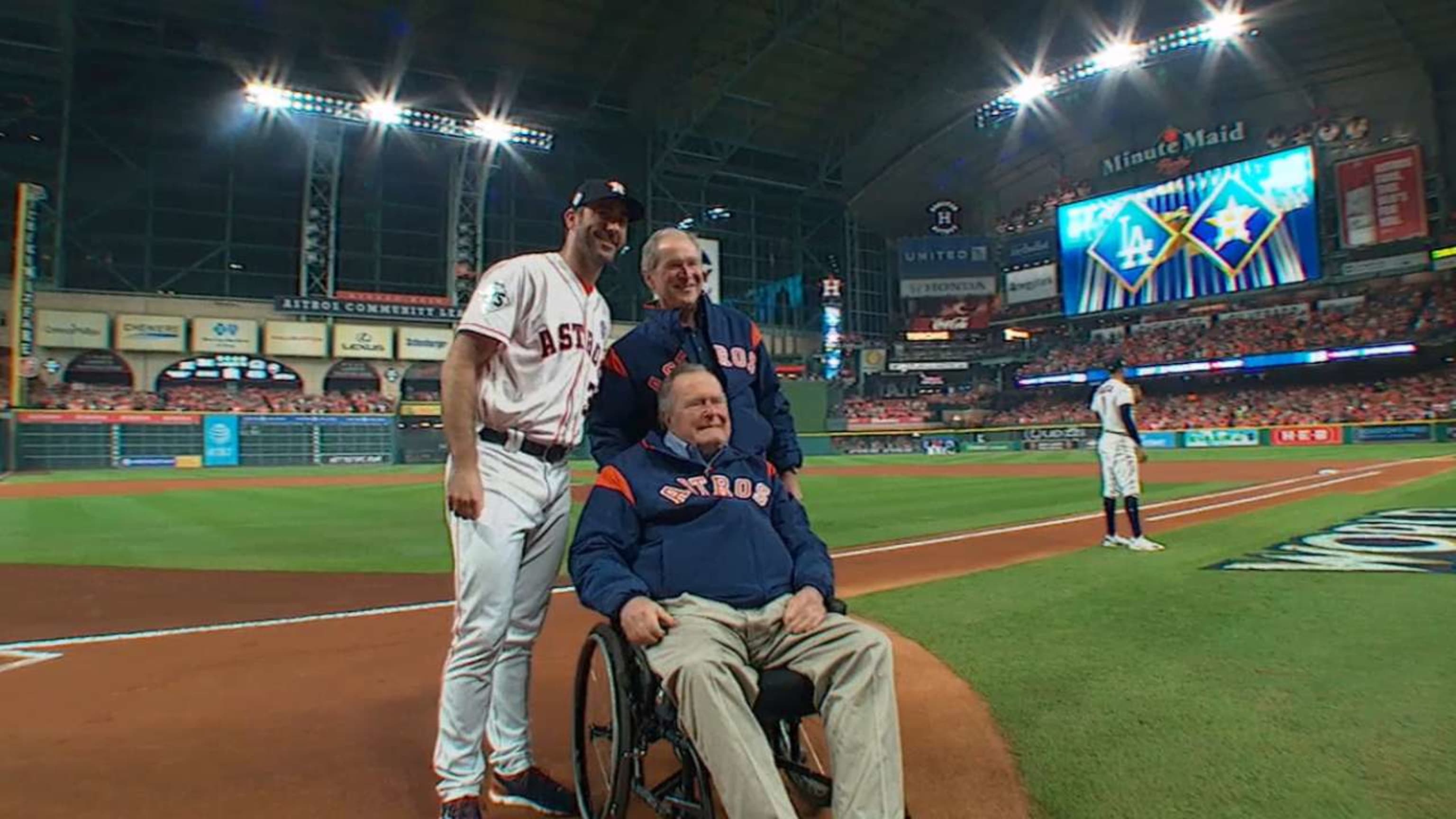 Love Craig Biggio. A class act on and off the field!