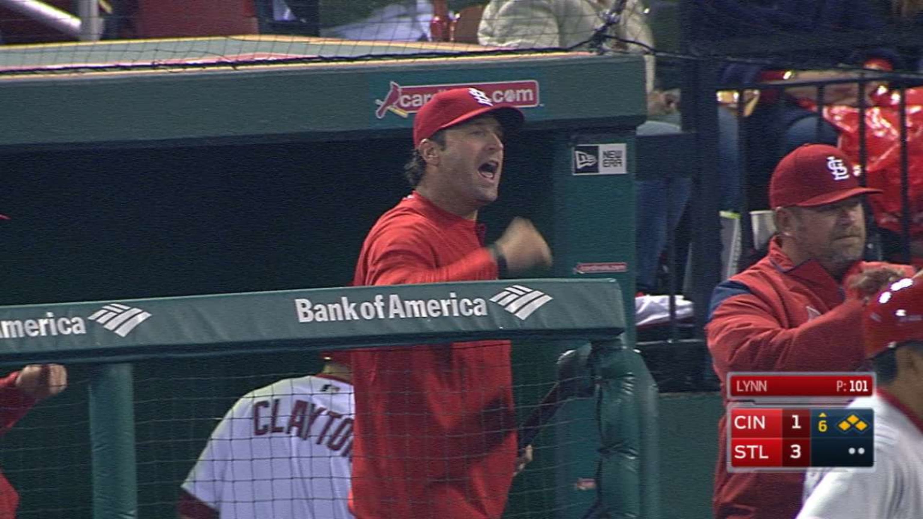 Molina atrapa a Suárez