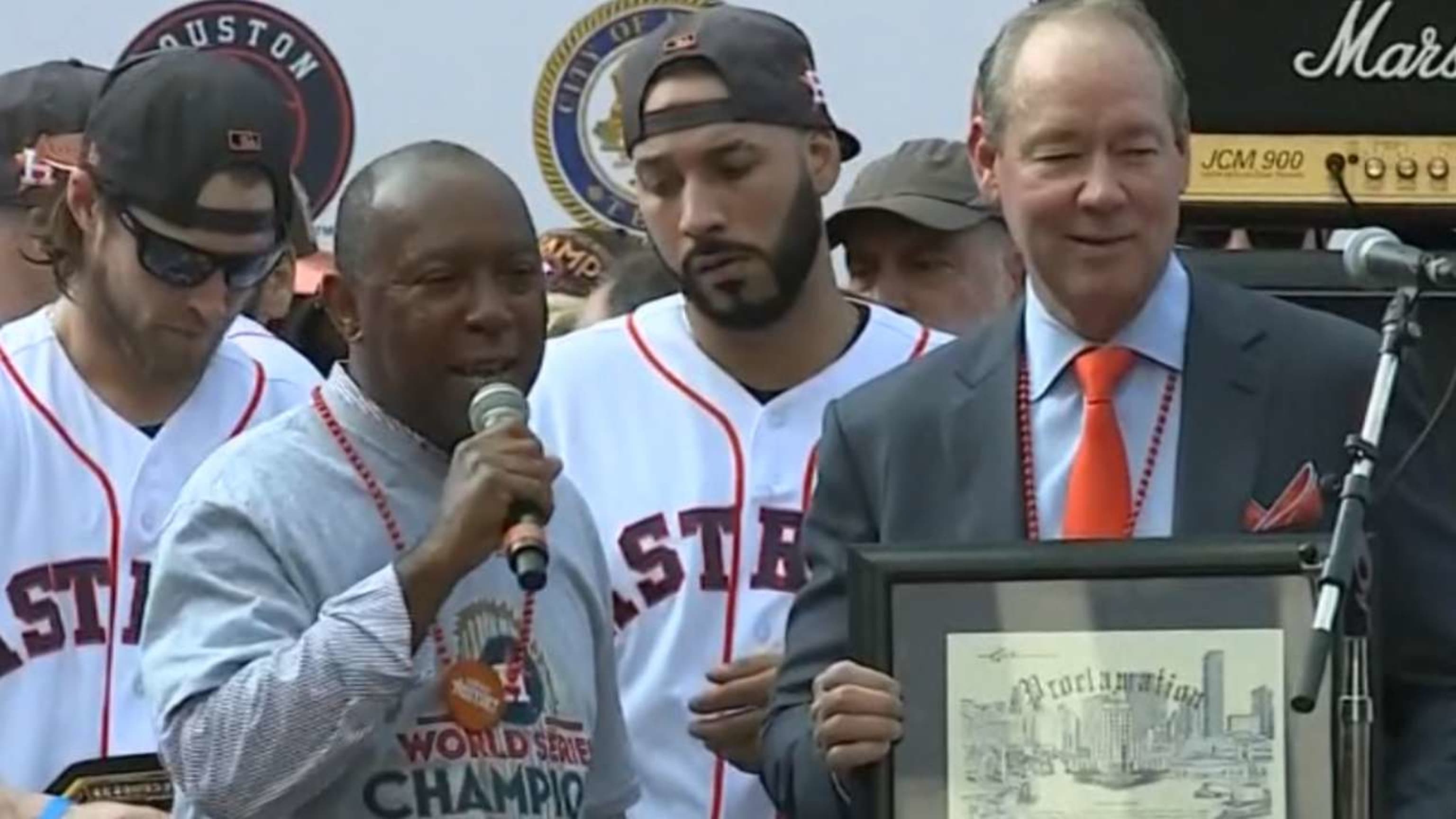 Houston pays tribute to Astros with parade