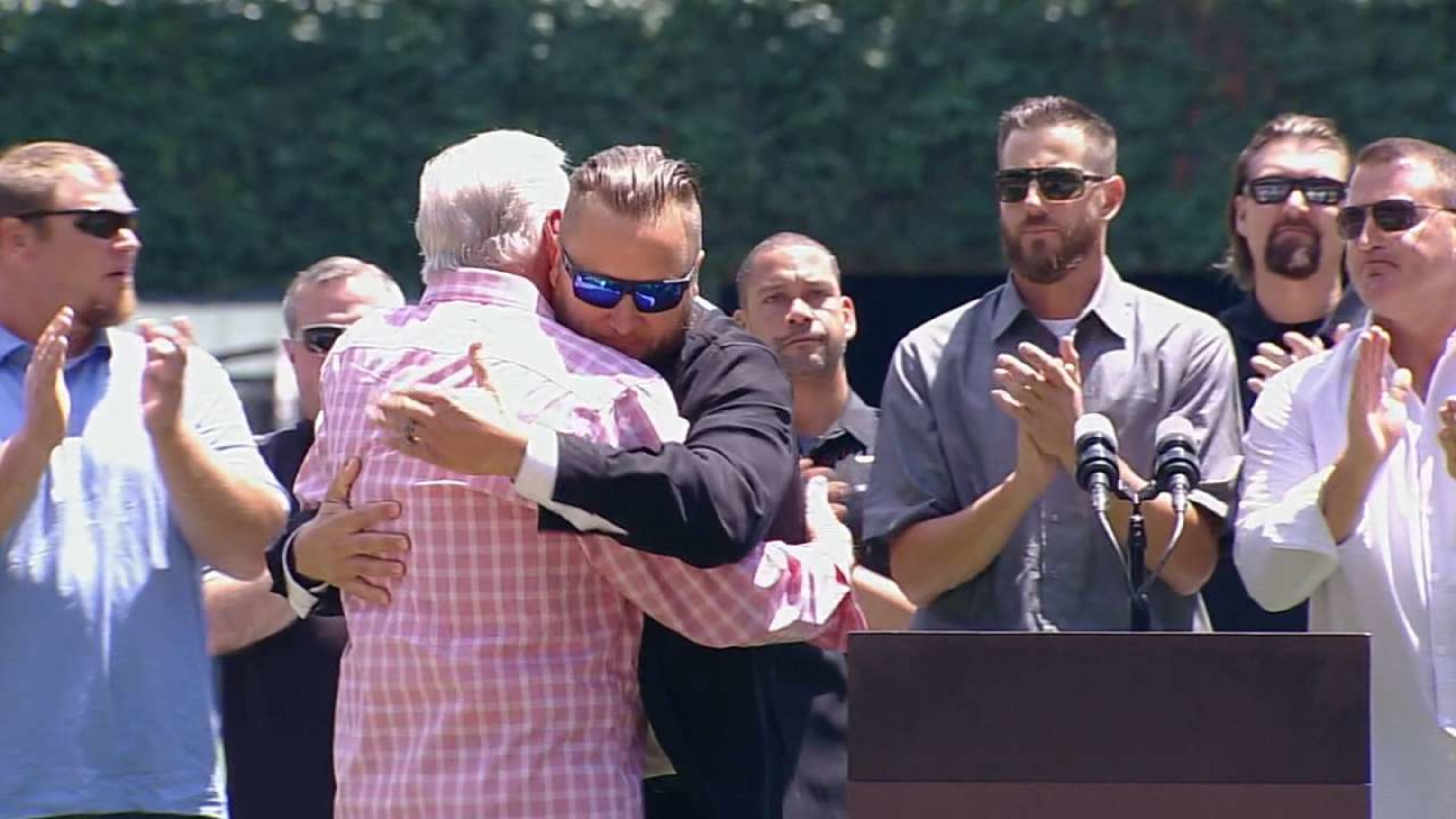 Buehrle has his number retired