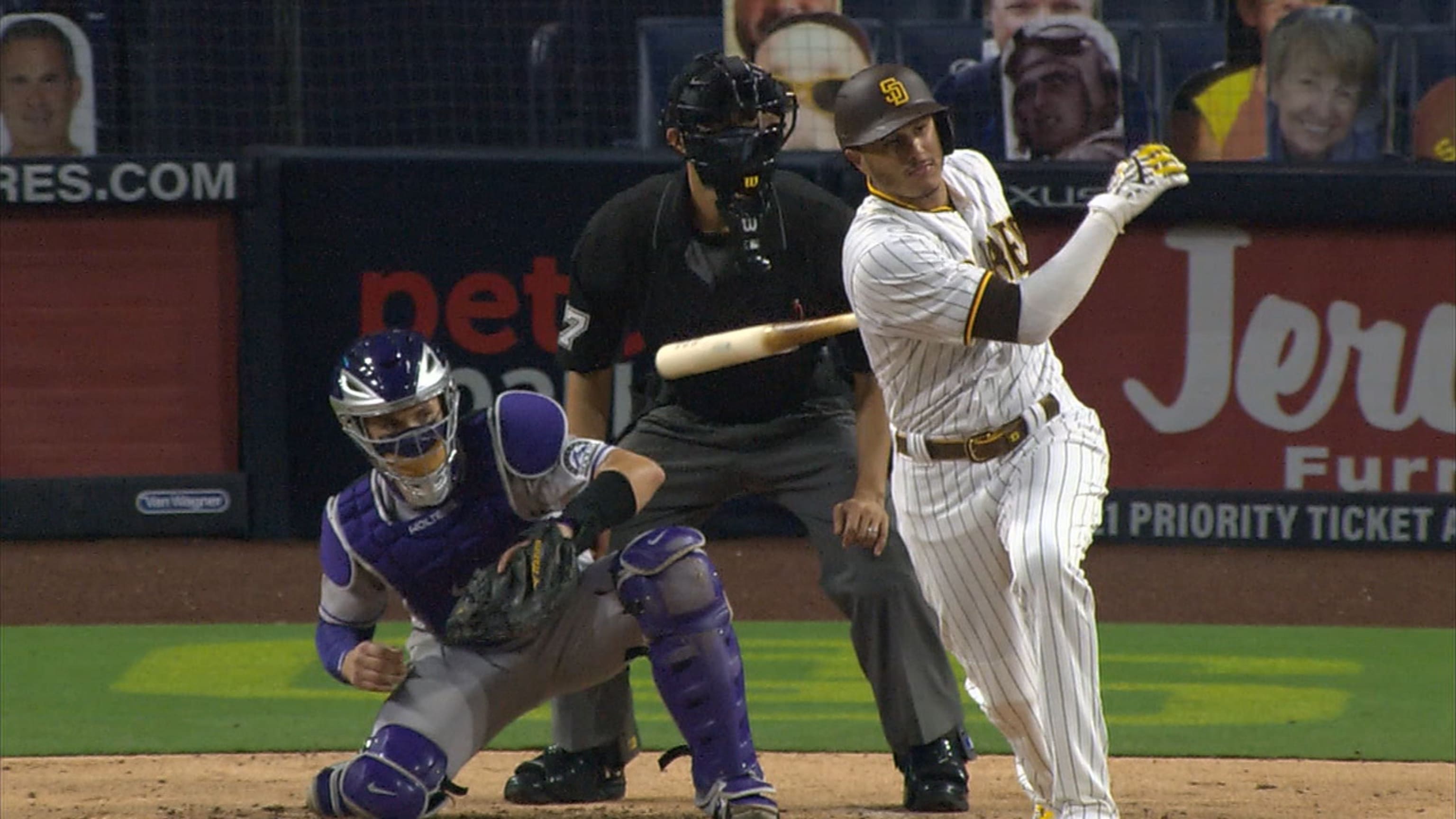 Manny Machado trae 2 con doble