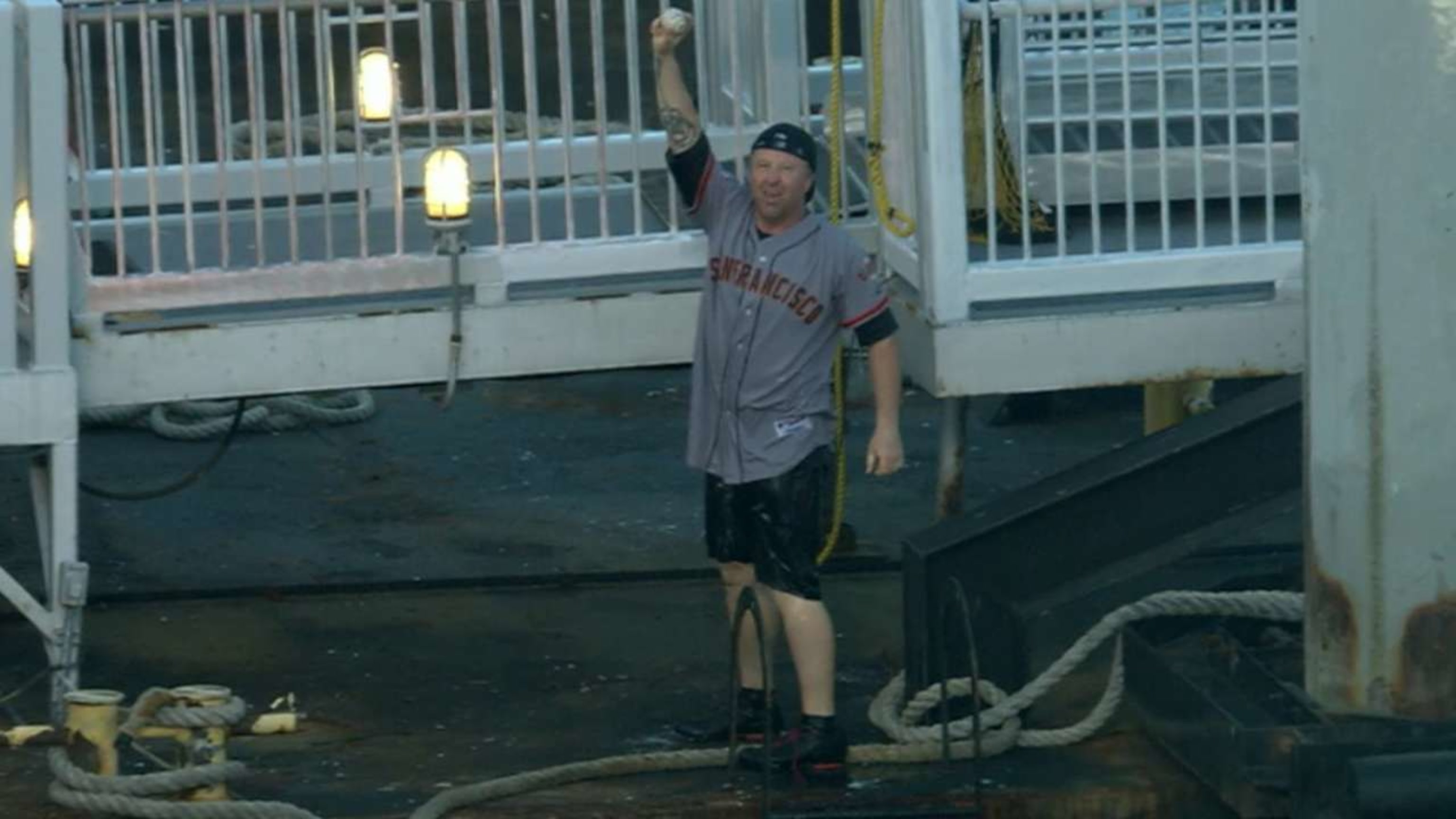 Bumgarner rocks the Gigantes Jersey.  Sf giants, Giants fans, Madison  bumgarner