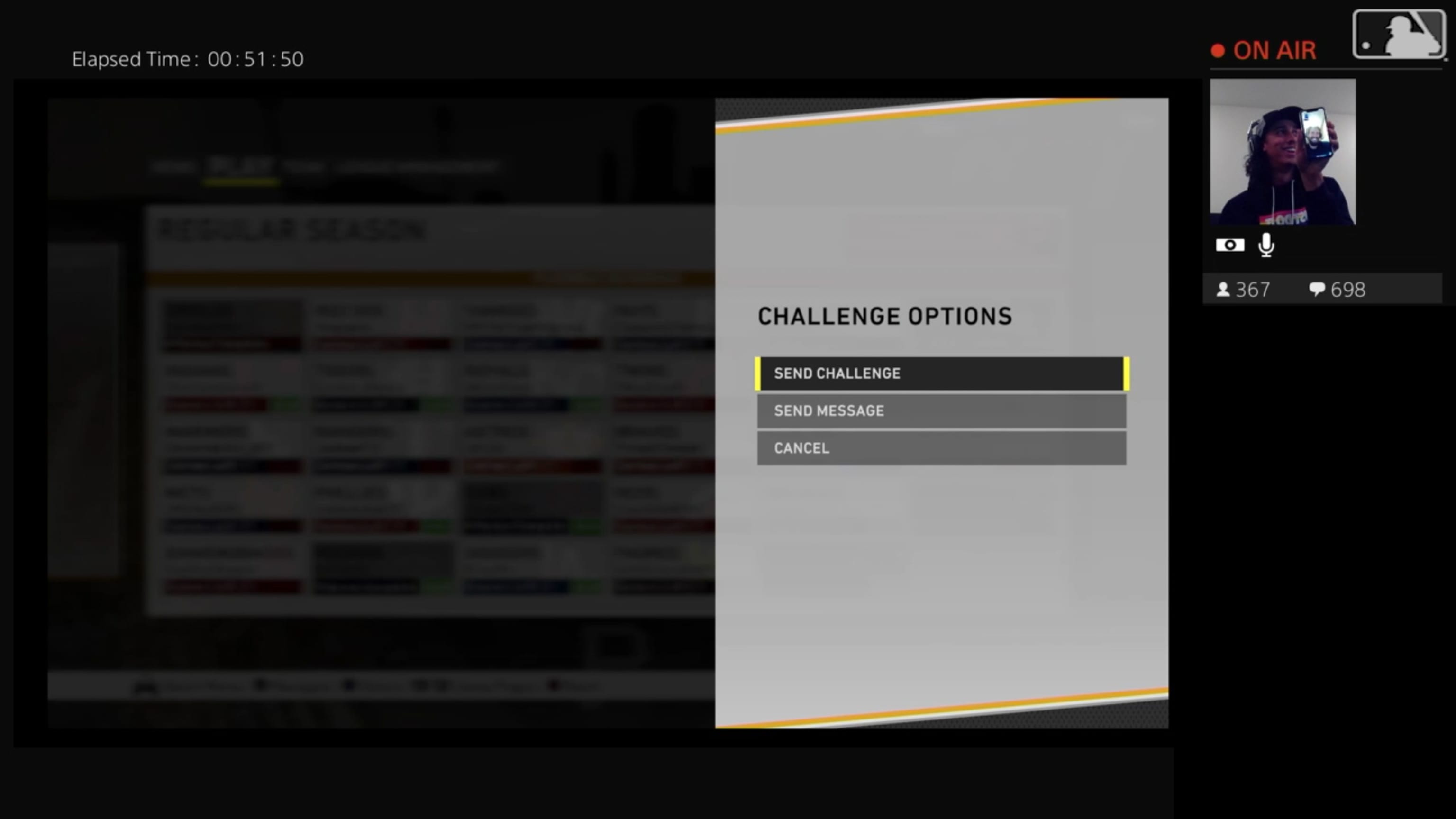 Dahl exhibe a Tucker por FaceTime