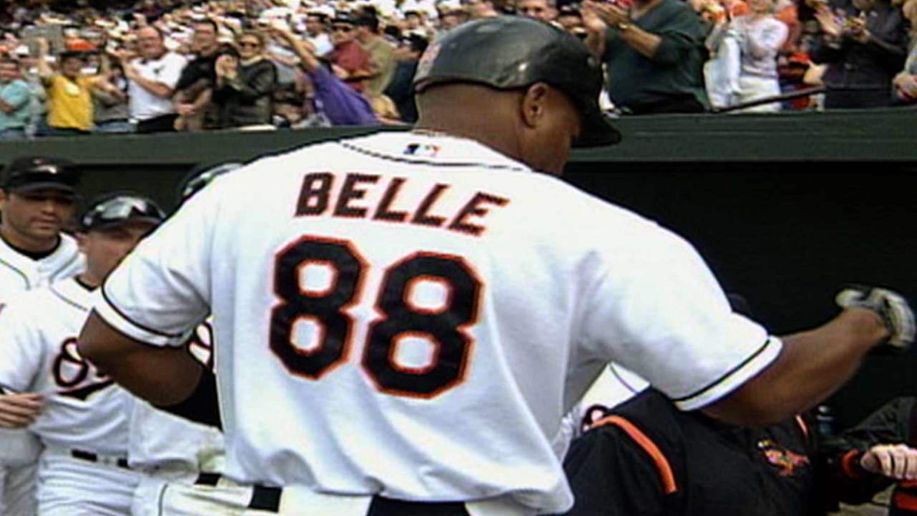 Belle homers in final at-bat