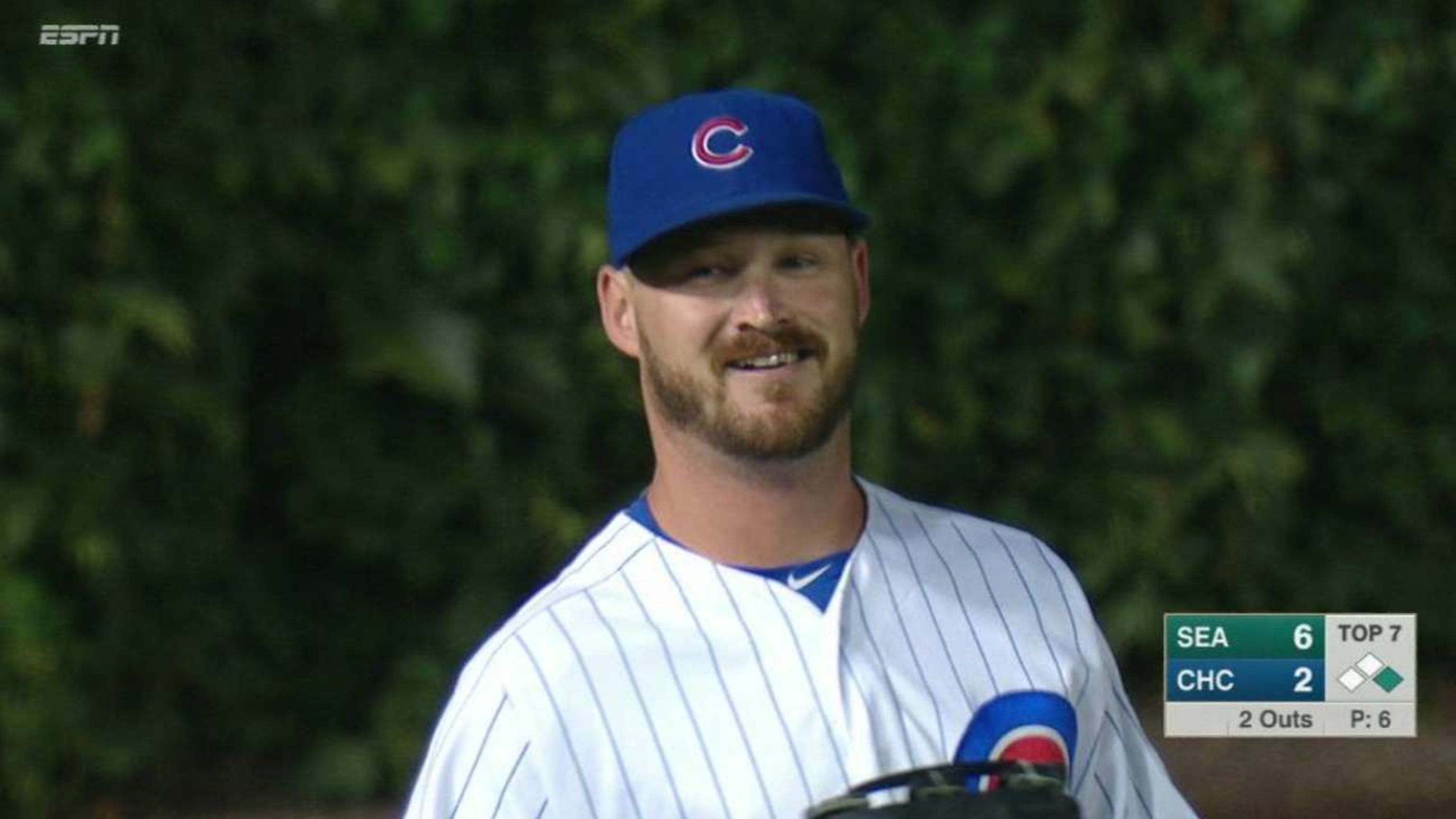 Cubs reliever Travis Wood makes history with playoff home run