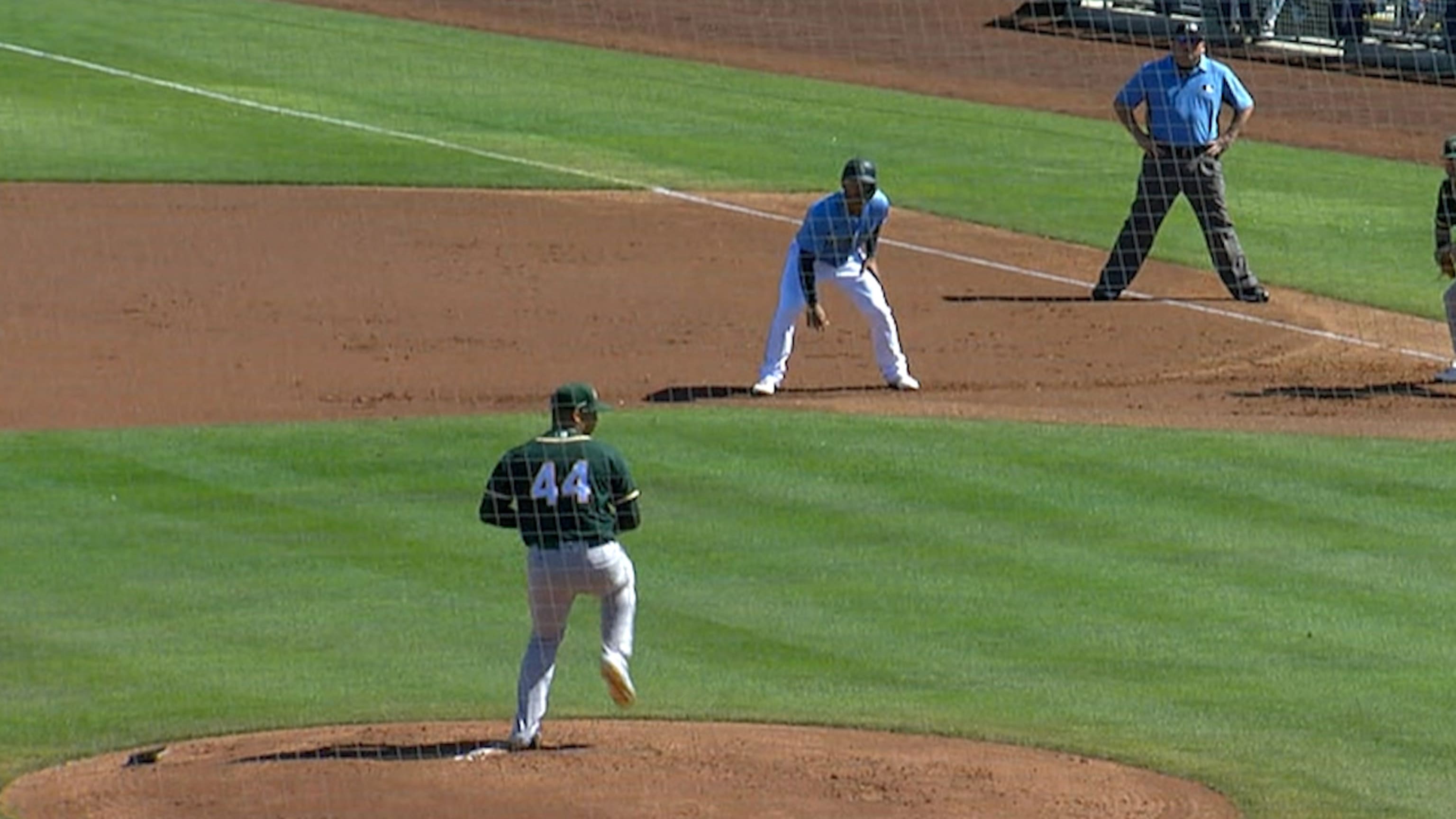 Sólida salida de Jesús Luzardo