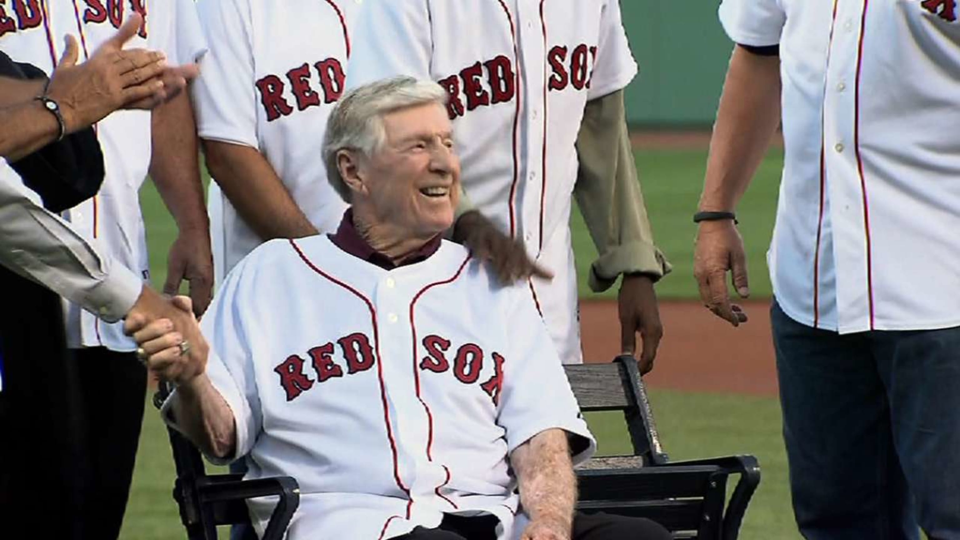 Sox honor Joe Morgan