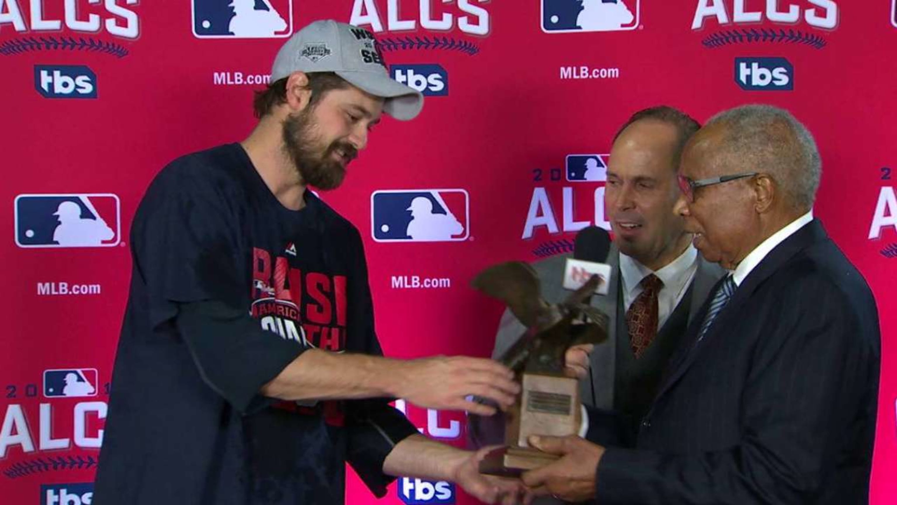 Andrew Miller, Cleveland's playoff hero in 2016, set to retire