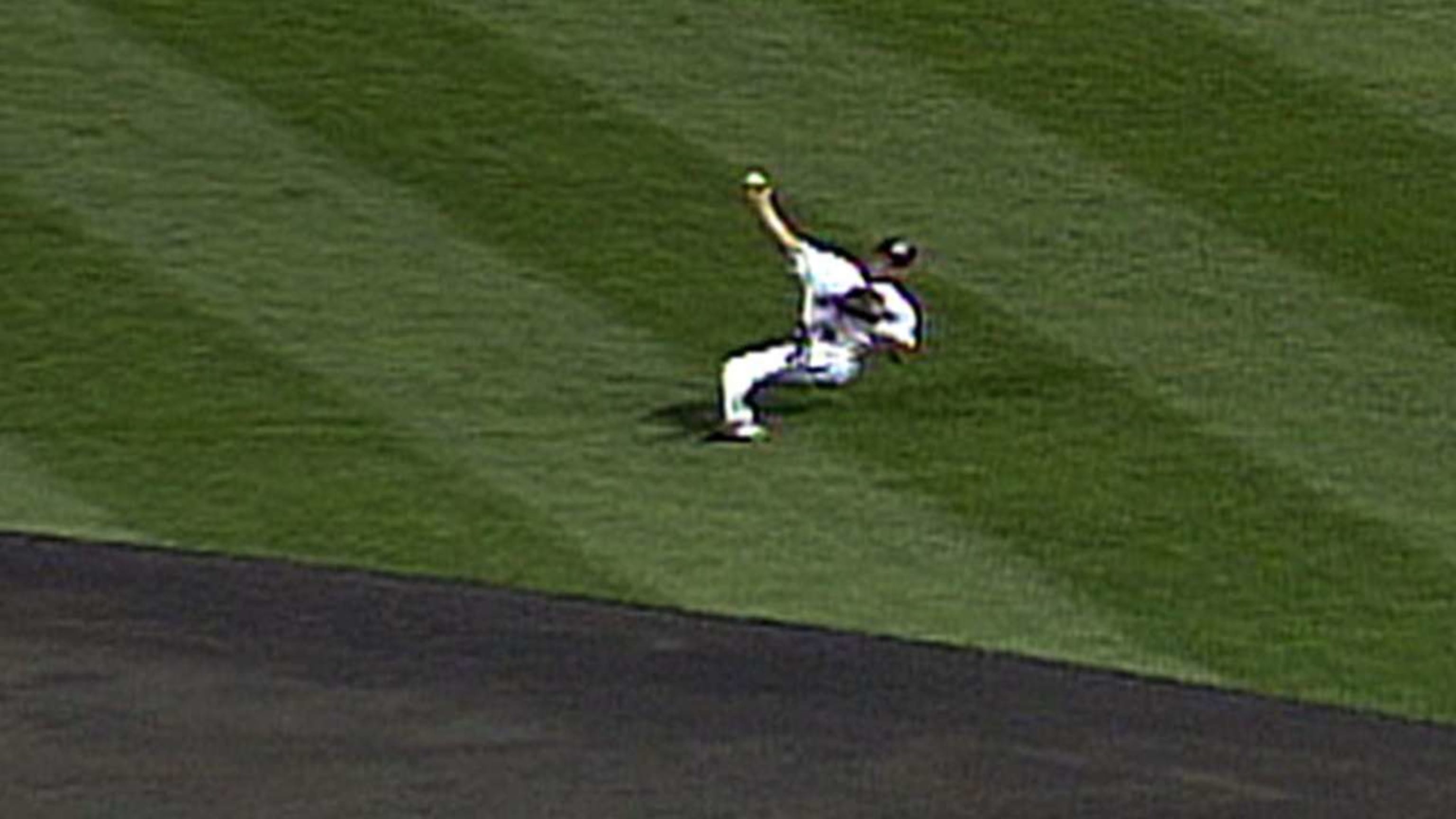 Alomar's great play ends it