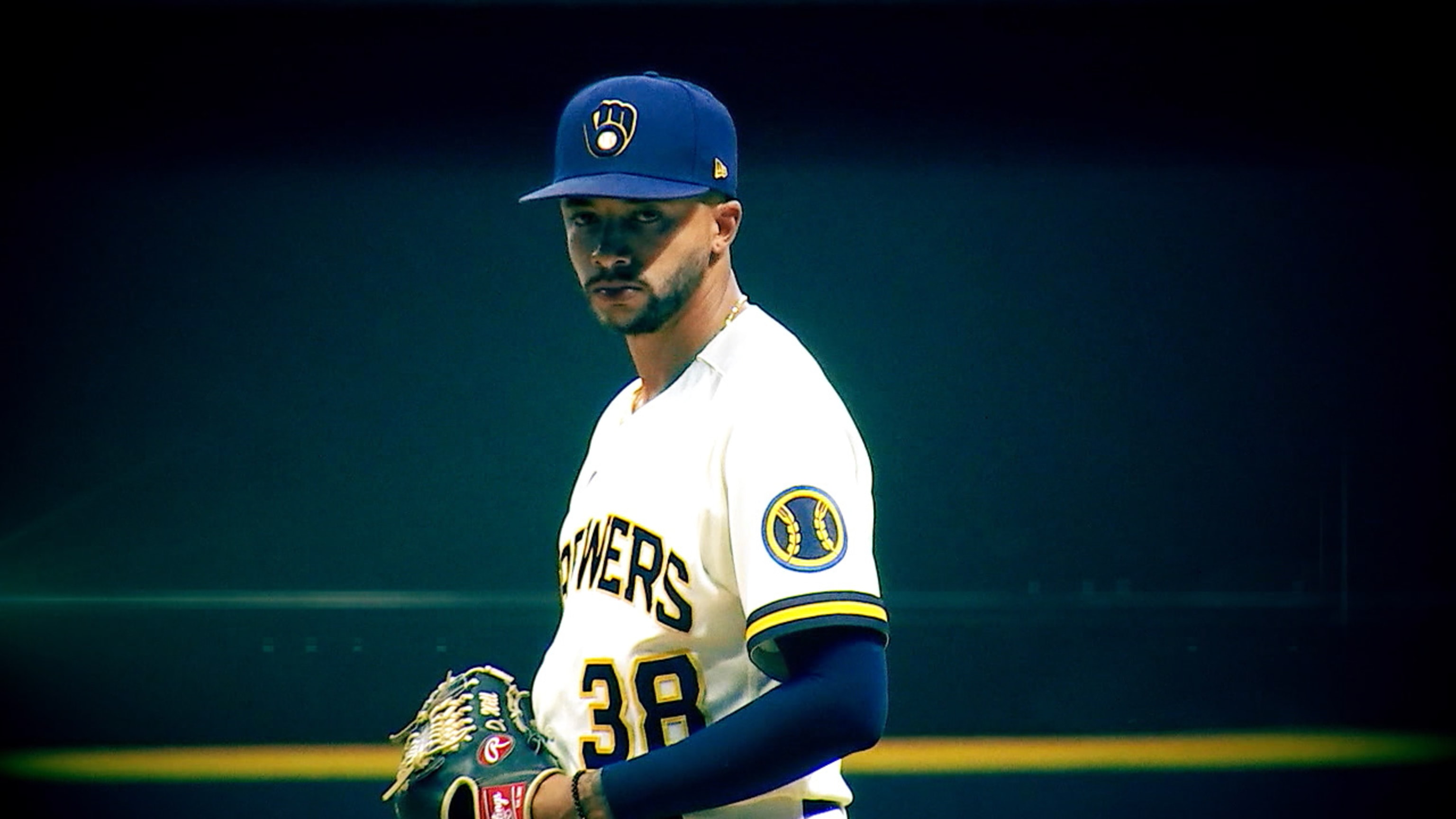 Williams named NL Reliever of Year