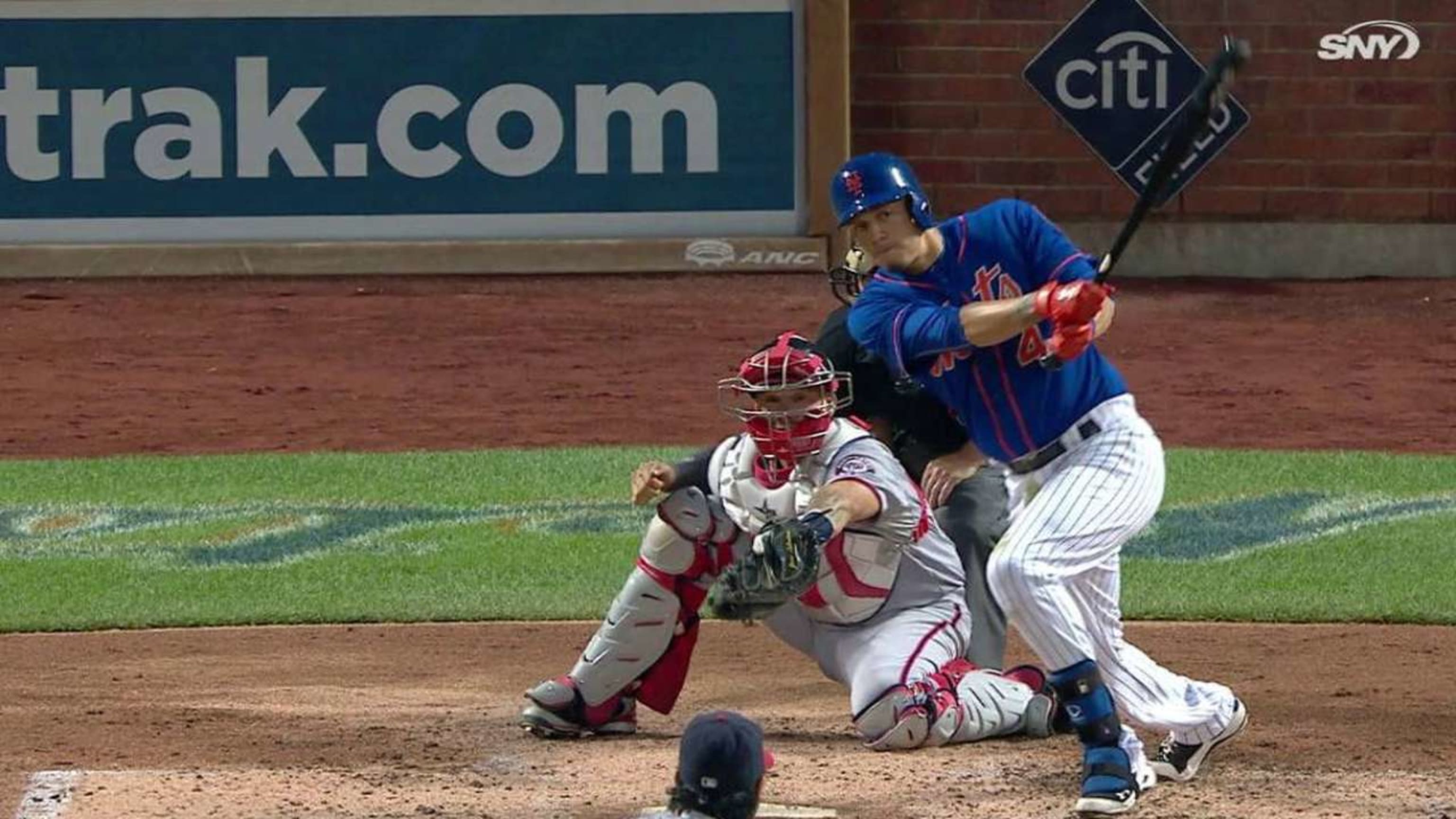 Wilmer Flores ties it in the 3rd with a homer to dead-center : r/baseball
