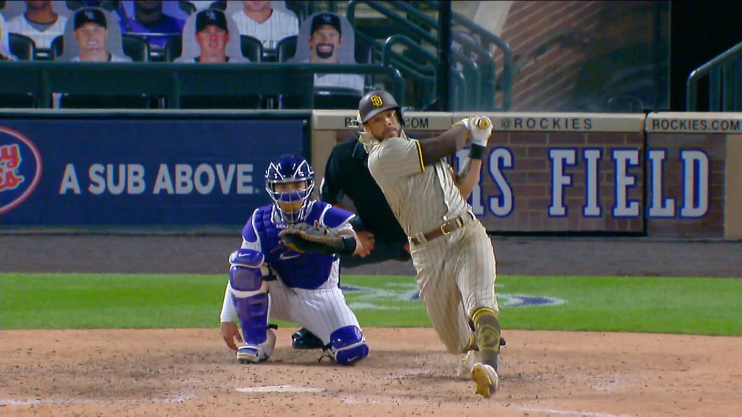 Pham da HR de tres carreras