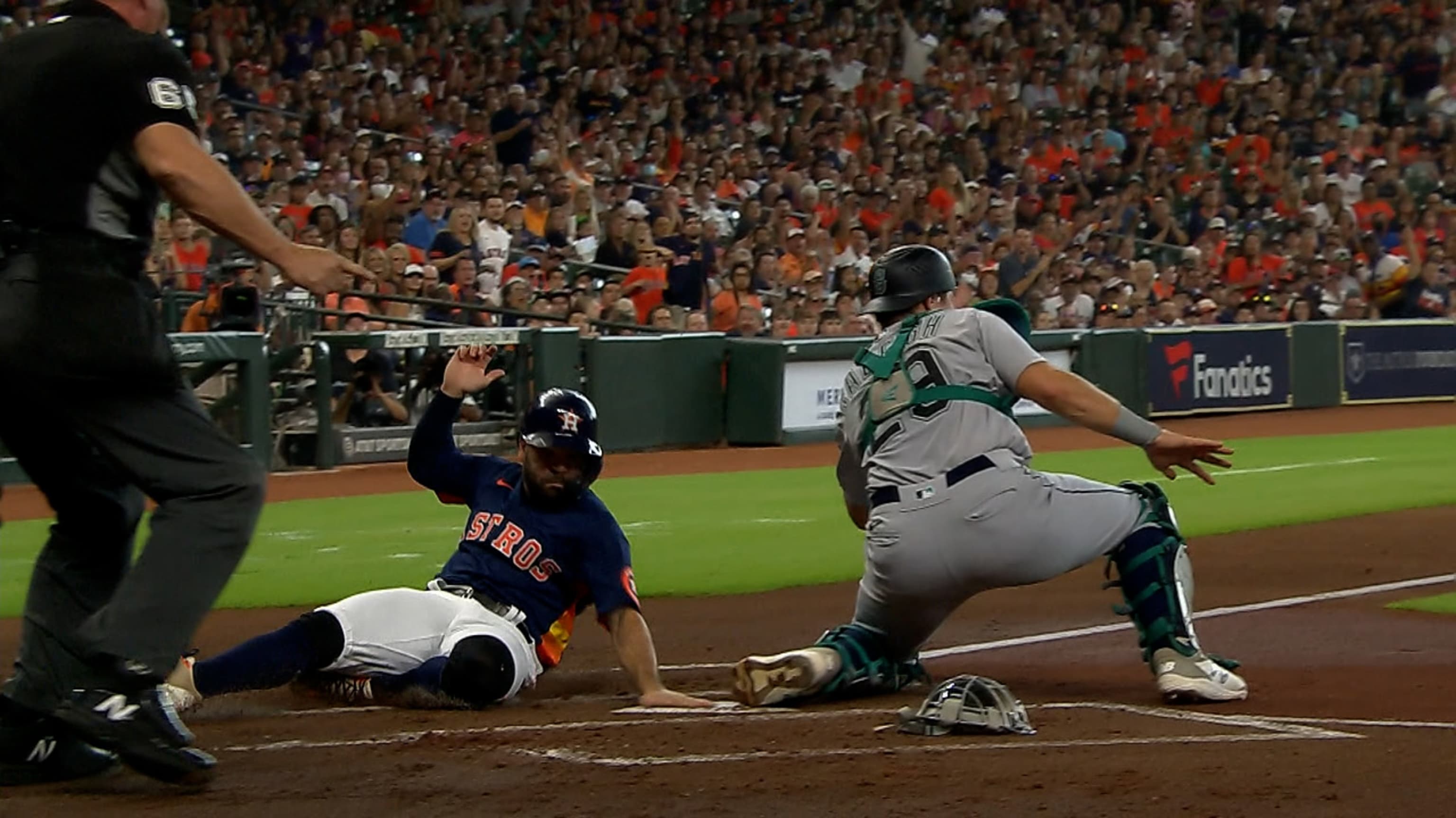 Astros' Kyle Tucker tries to steal home during Yankees' apparent