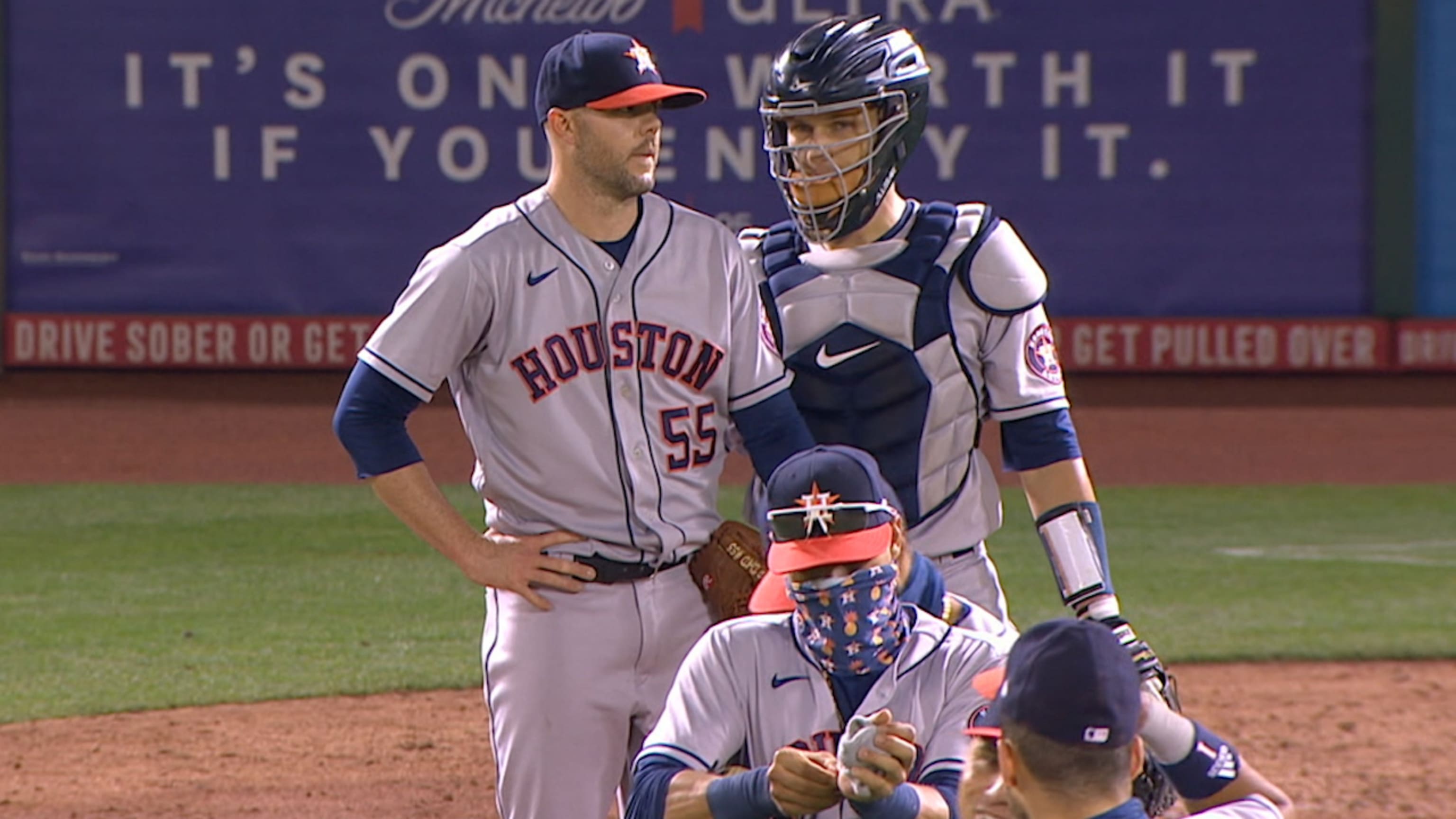 Ryan Pressly earns the save