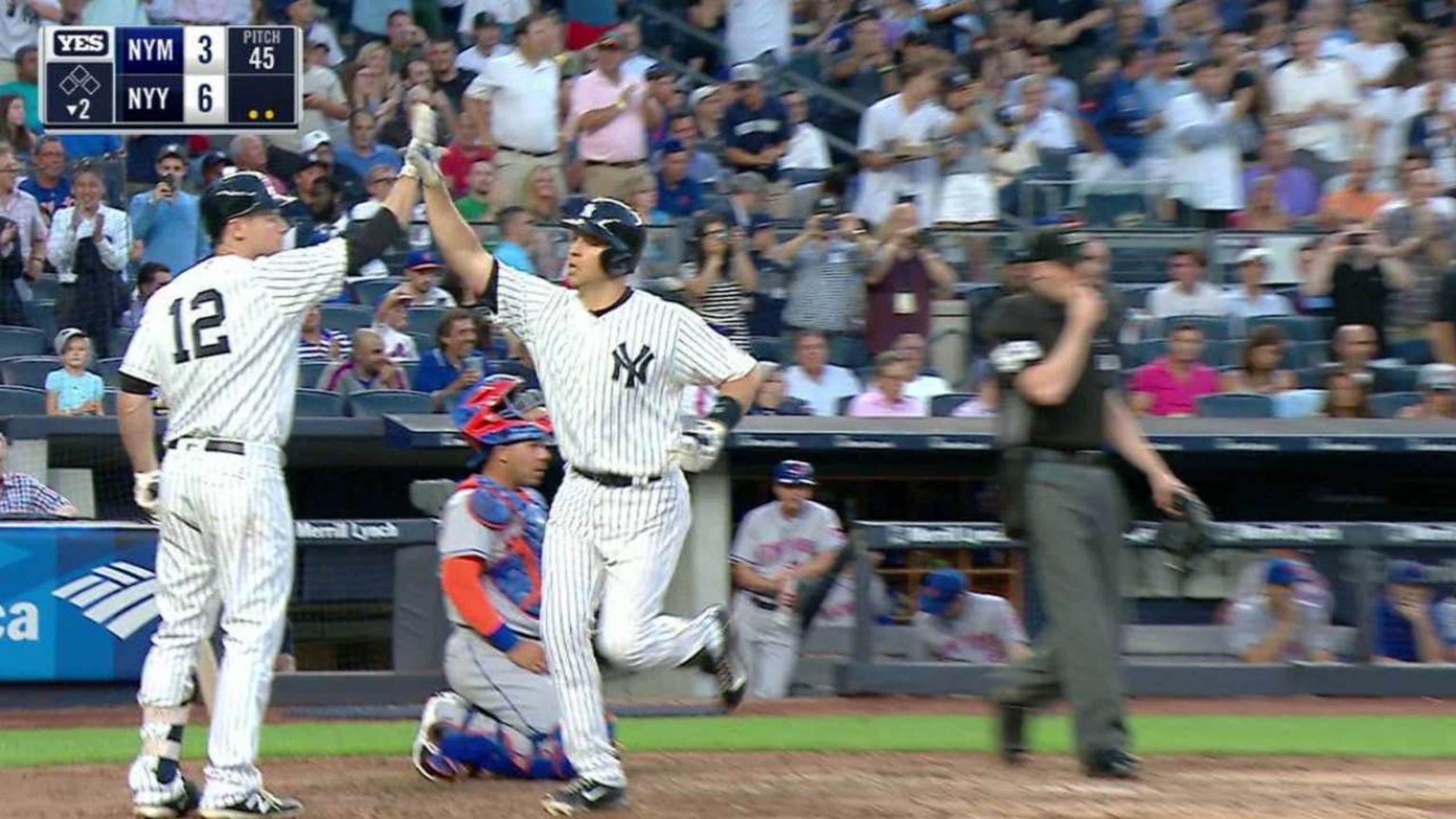 Mark Teixeira thrown out at plate, barks at his third base coach