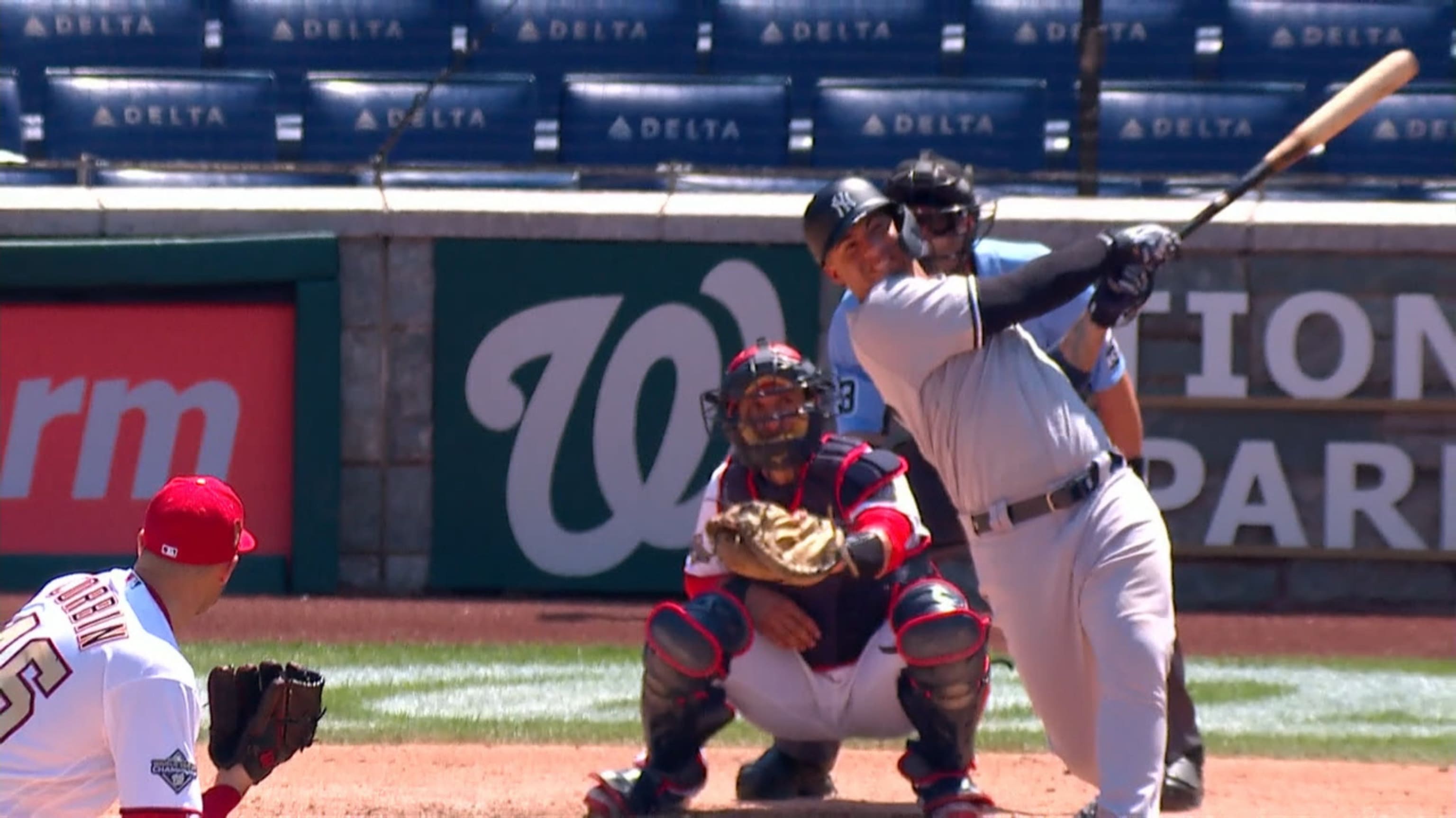 New York Yankees news: Gleyber Torres cracks 1st MLB home run
