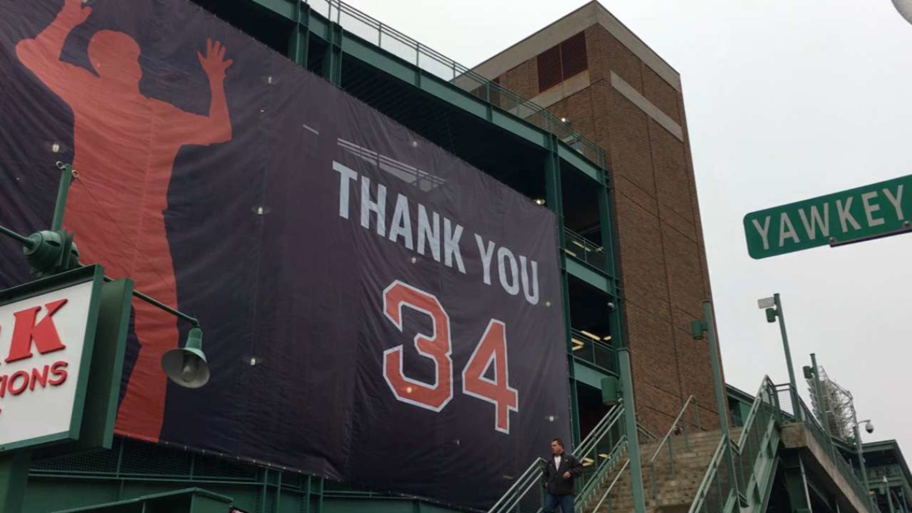 Fans say goodbye to Big Papi