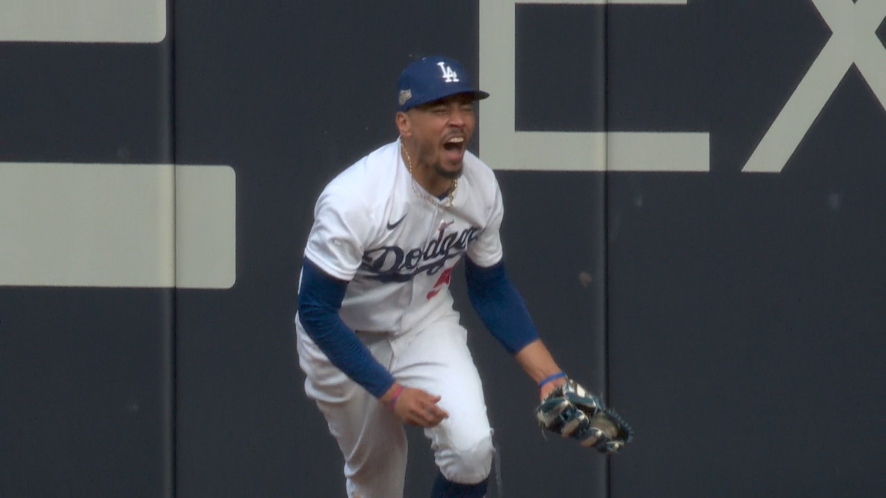 Espectacular atrapada de Betts