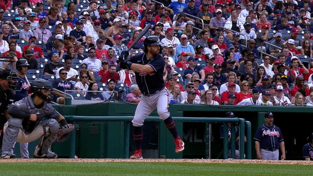 VIDEO: Dansby Swanson gives a tour of the new Braves clubhouse : r/Braves